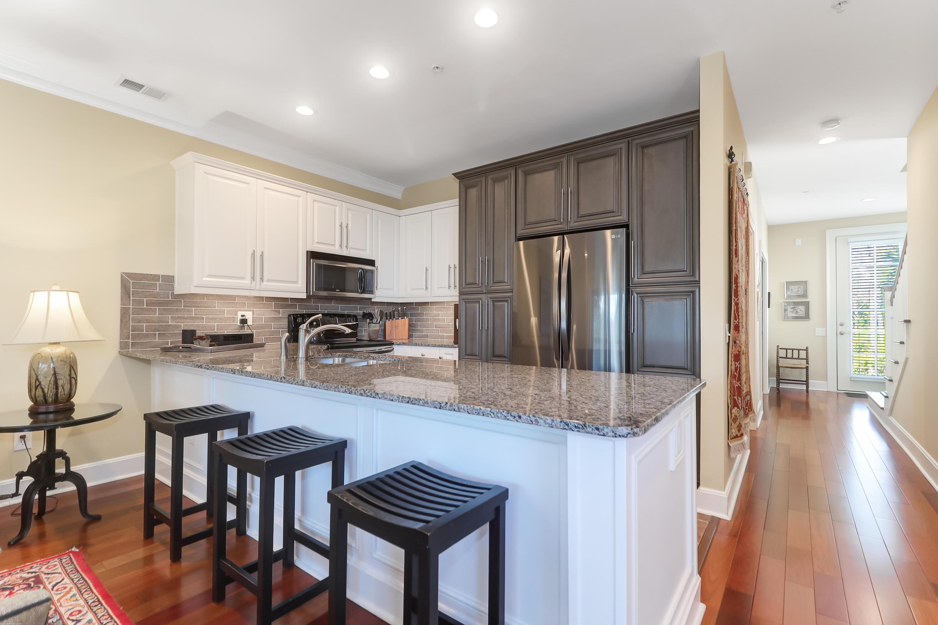 400 Kinloss Country Lane