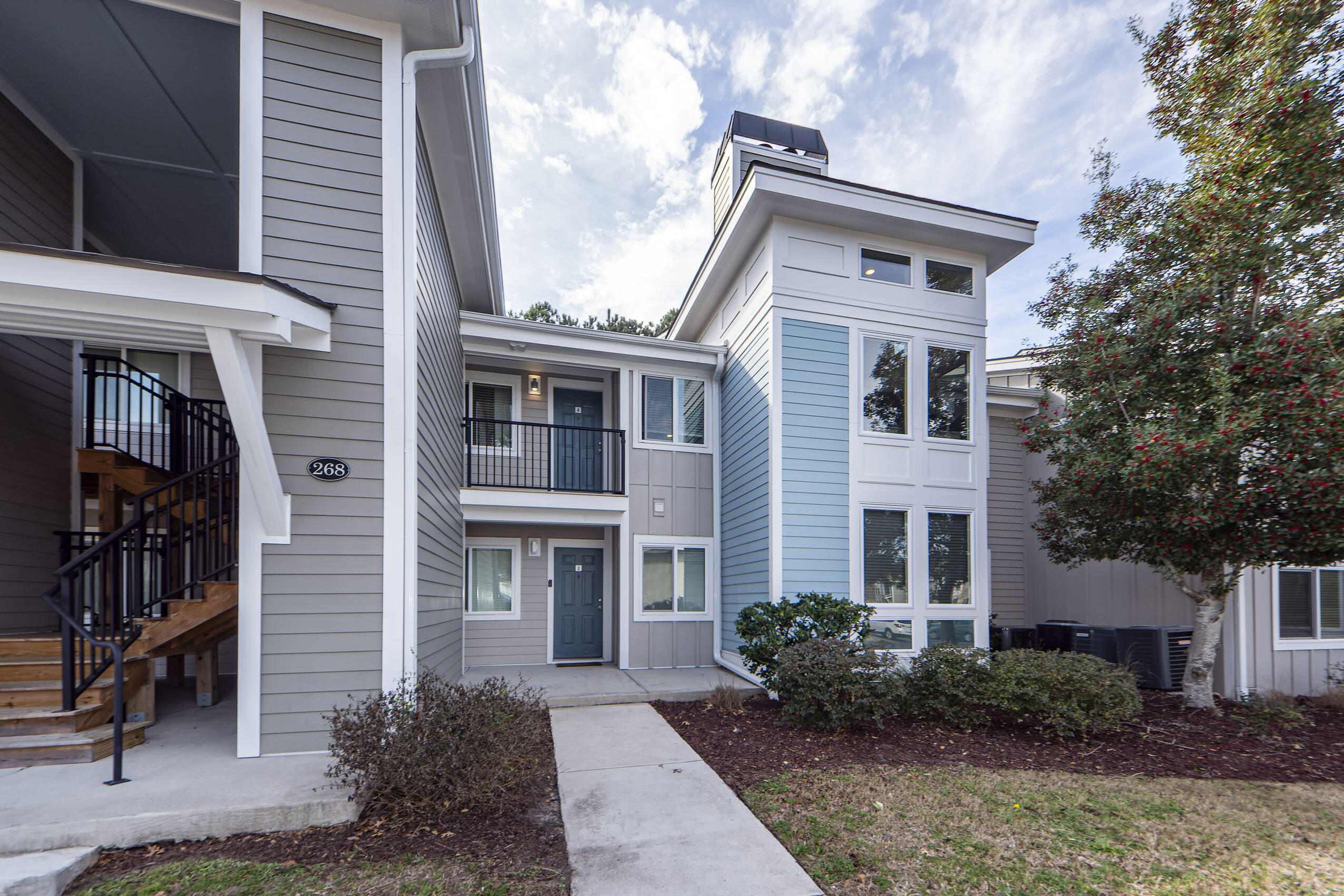 268 Alexandra Drive # 4