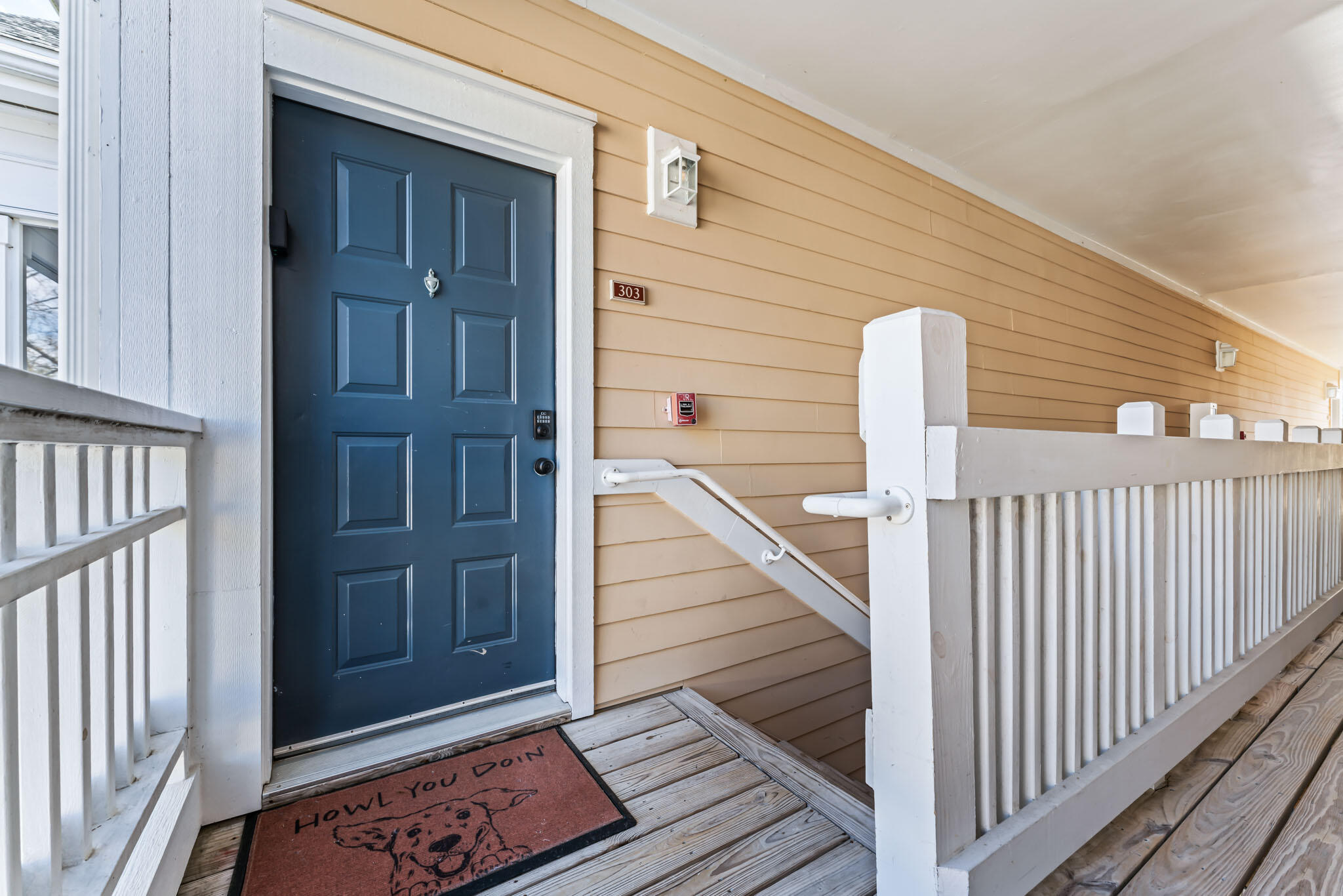 100 Bucksley Lane # 303