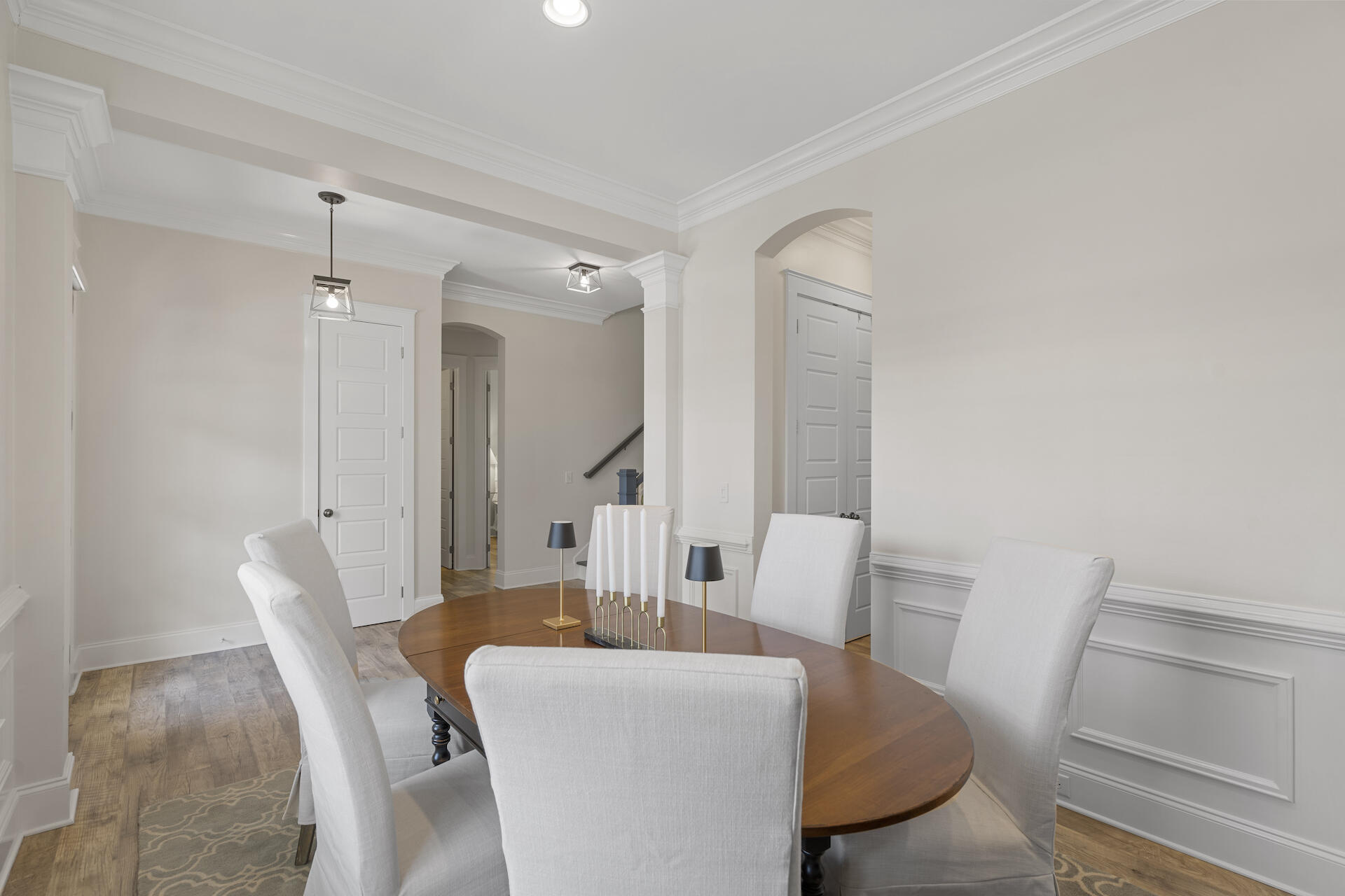 1706 Sailmaker Street