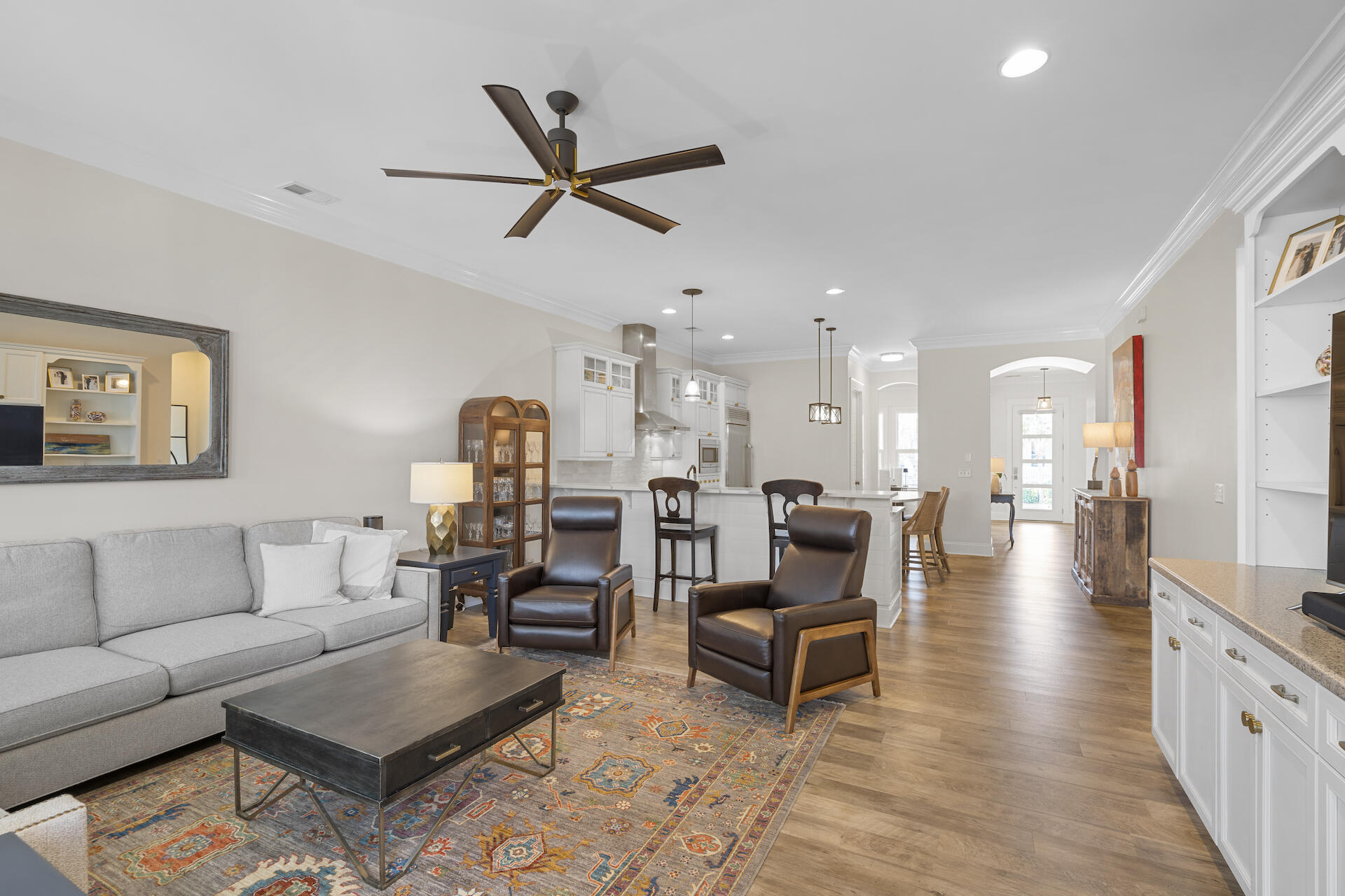 1706 Sailmaker Street