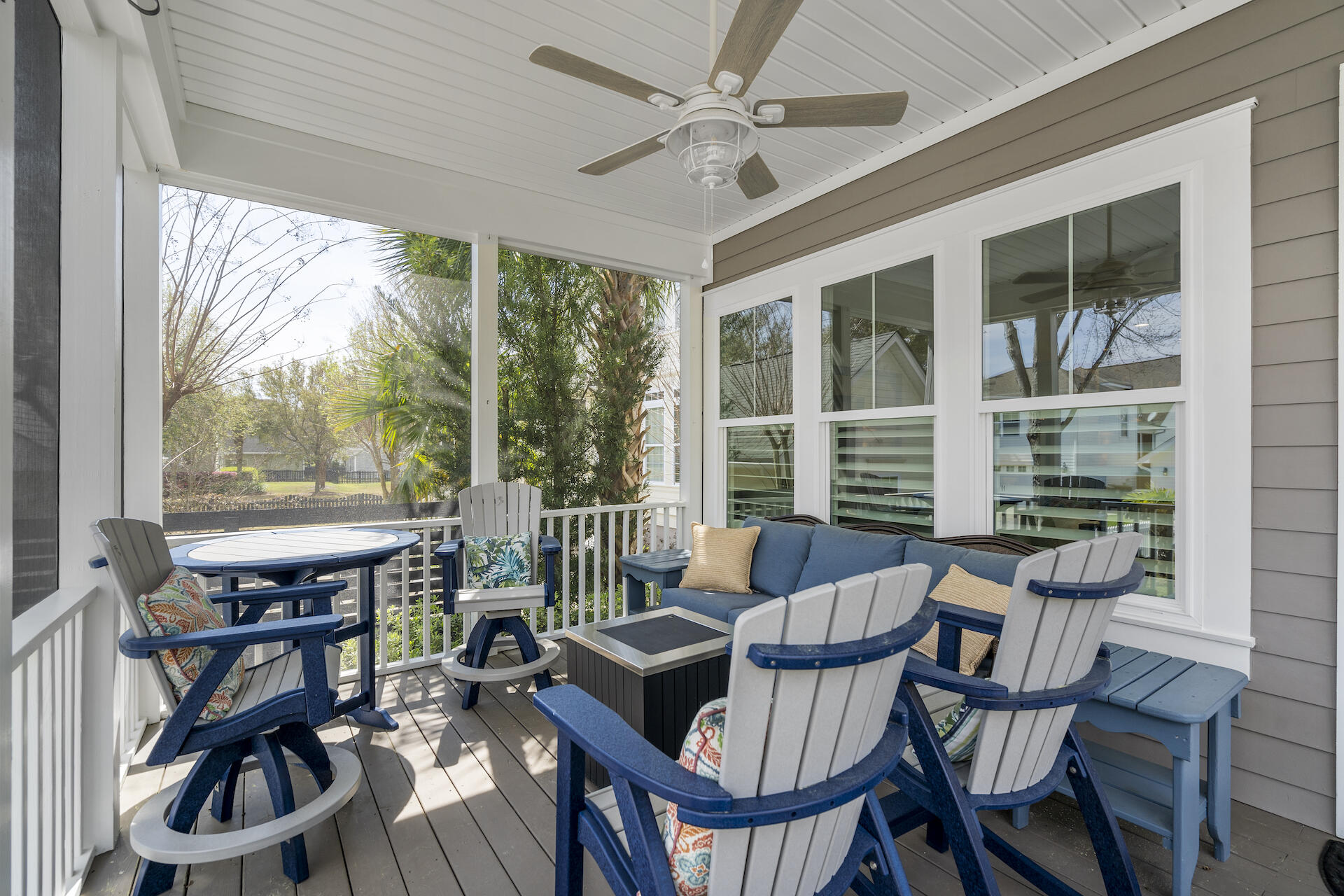 1706 Sailmaker Street