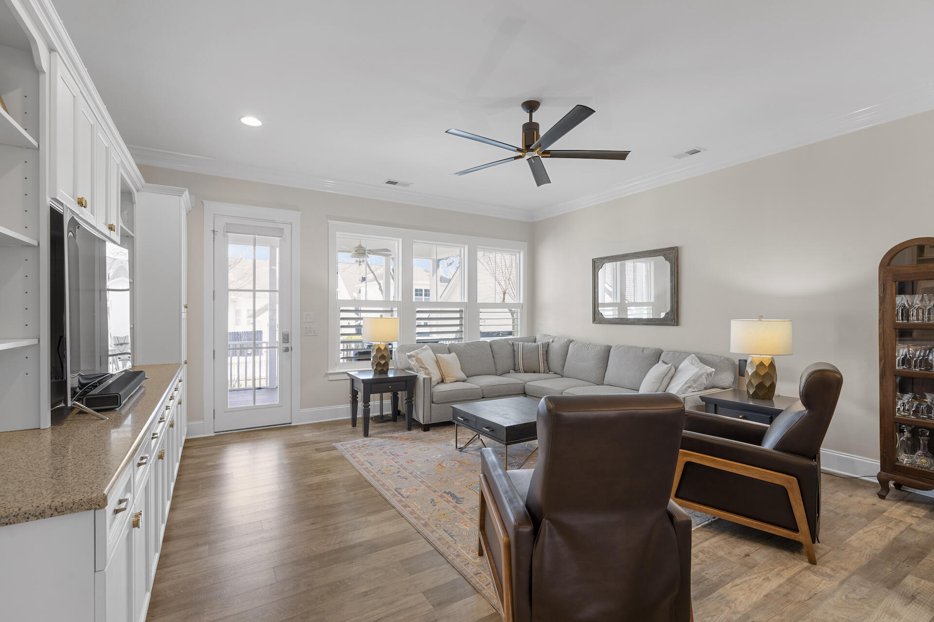 1706 Sailmaker Street