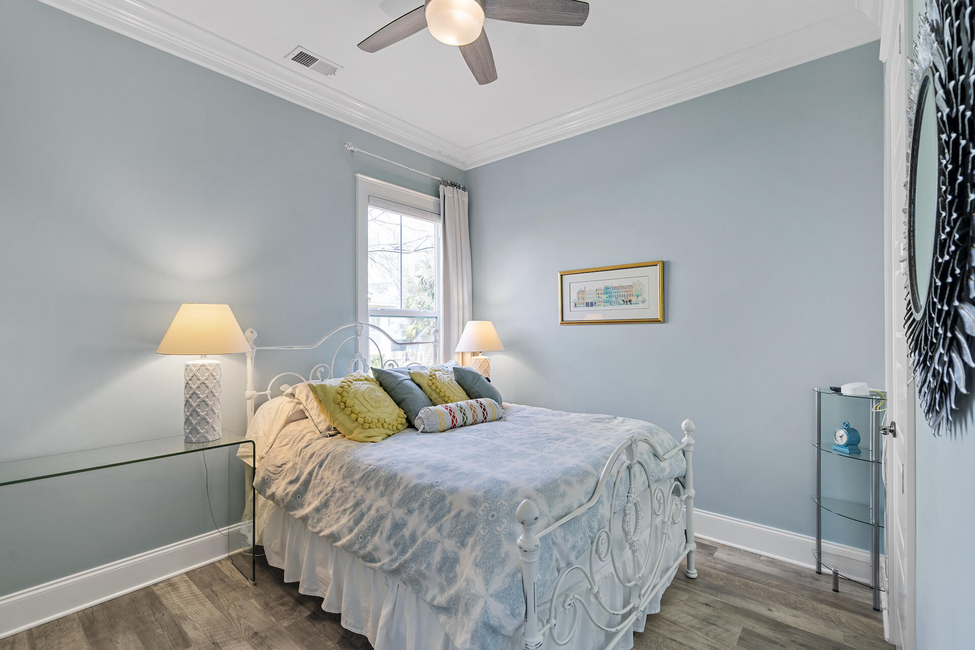 1706 Sailmaker Street