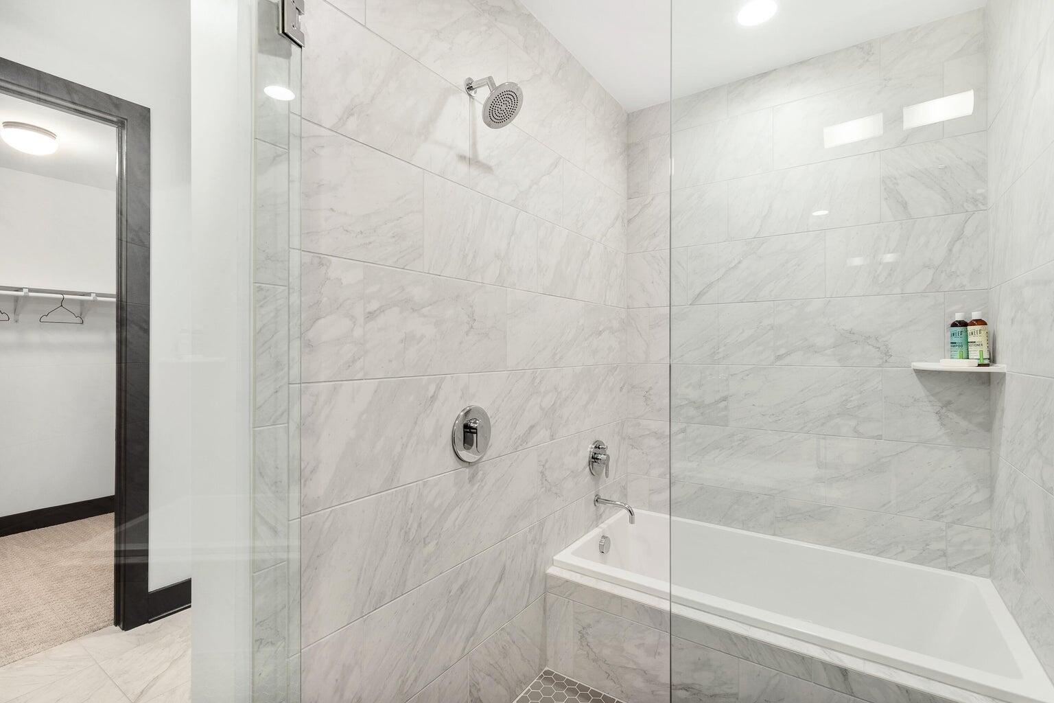 5 Gadsdenboro Street # 207