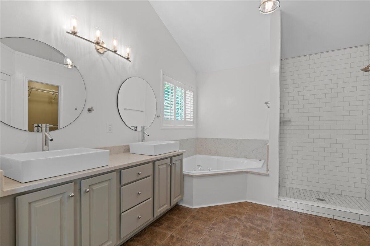 2209 Daniel Island Drive