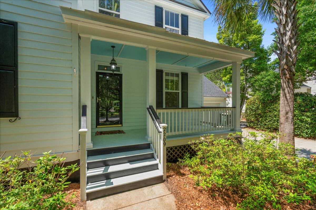 2209 Daniel Island Drive