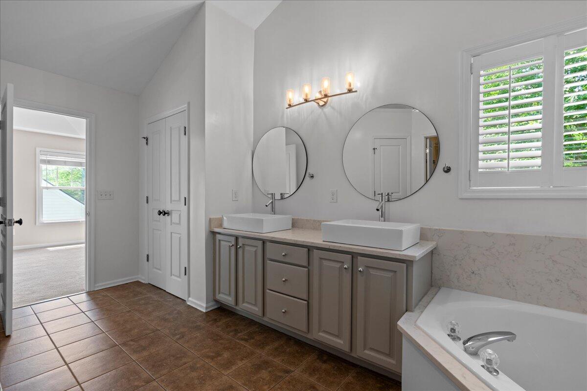 2209 Daniel Island Drive