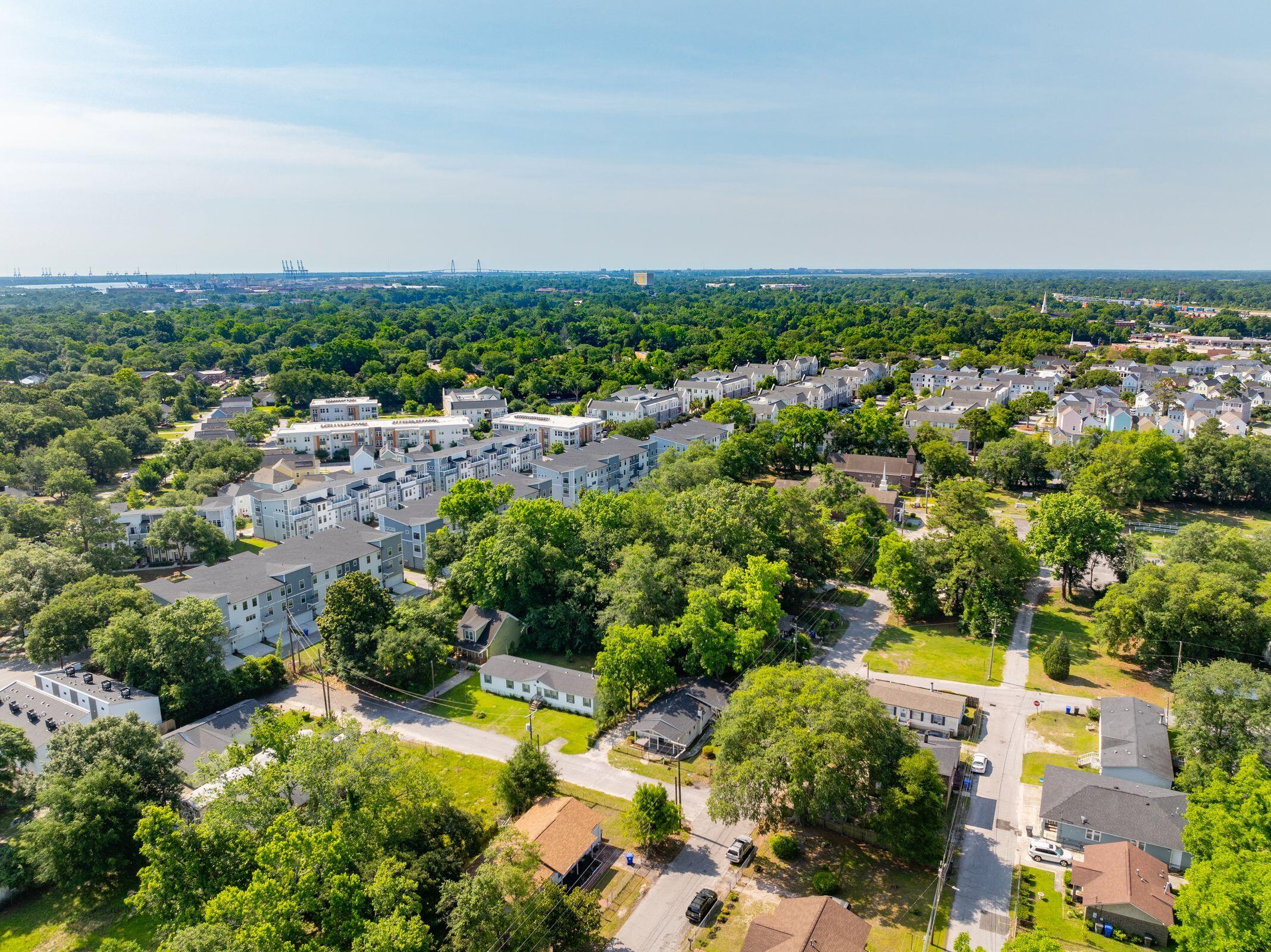 1533 Cantwell Street