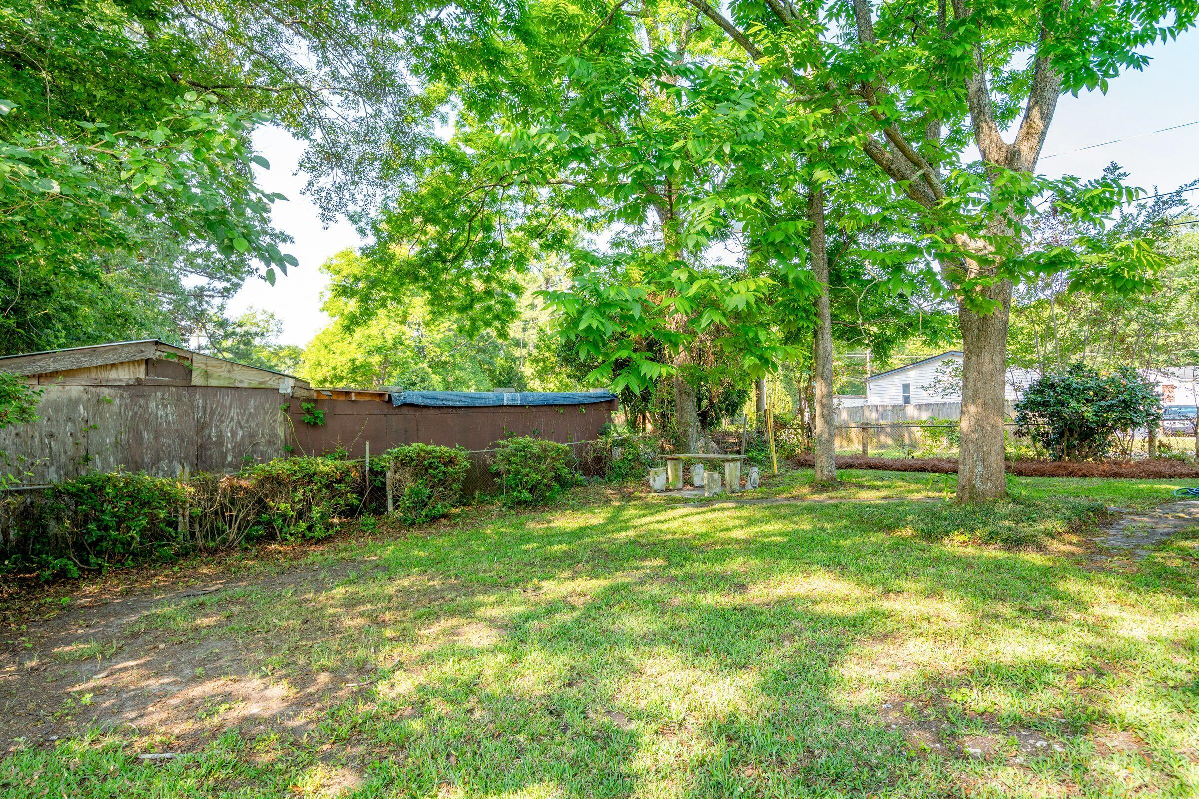 1533 Cantwell Street