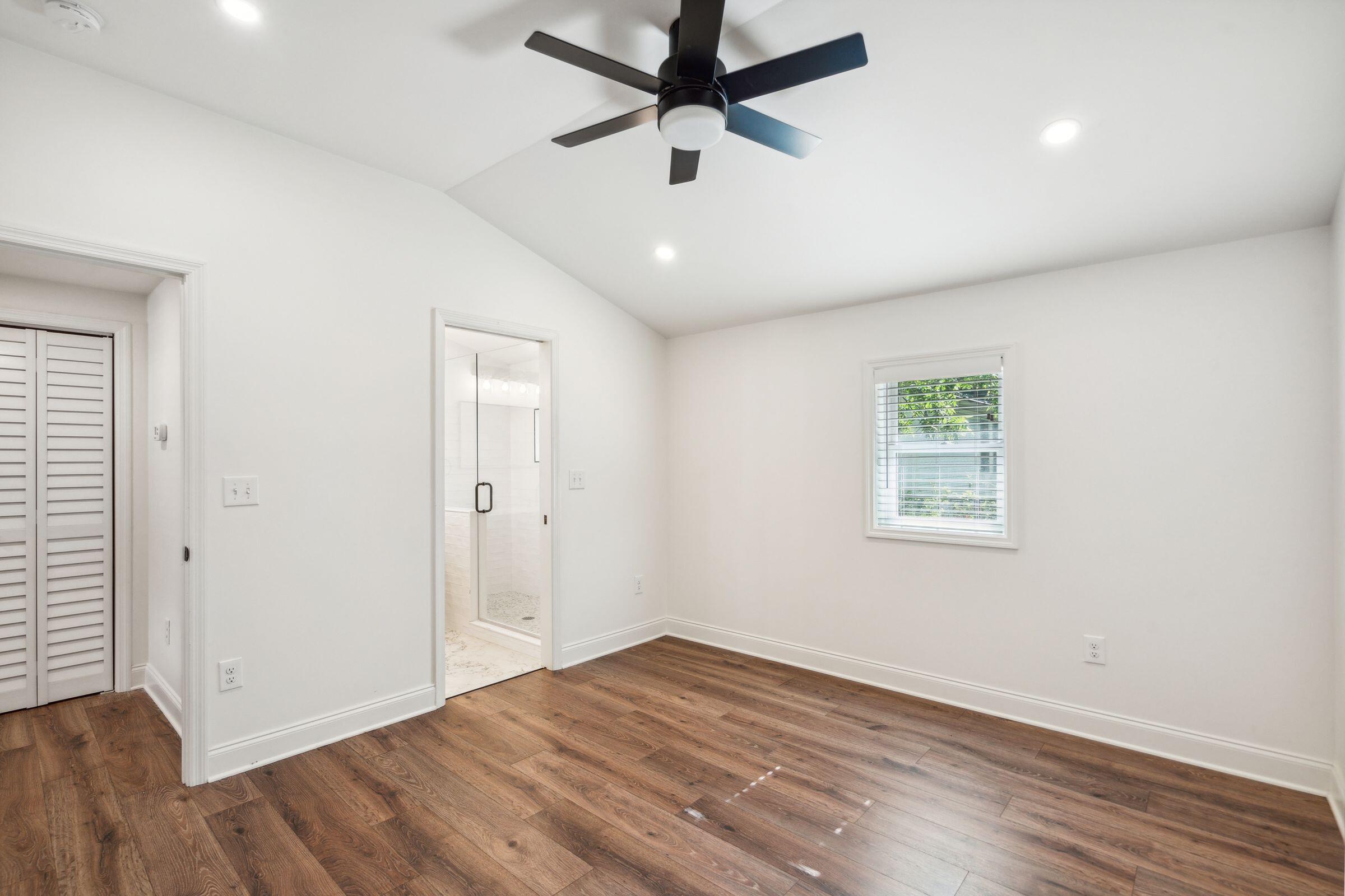 1533 Cantwell Street