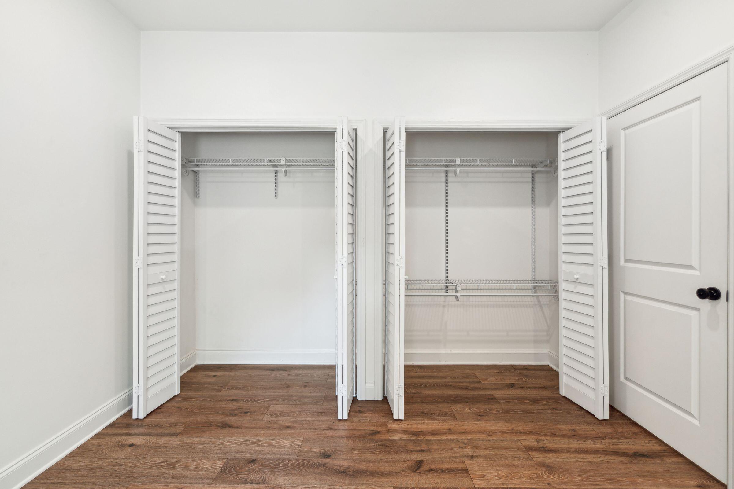 1533 Cantwell Street