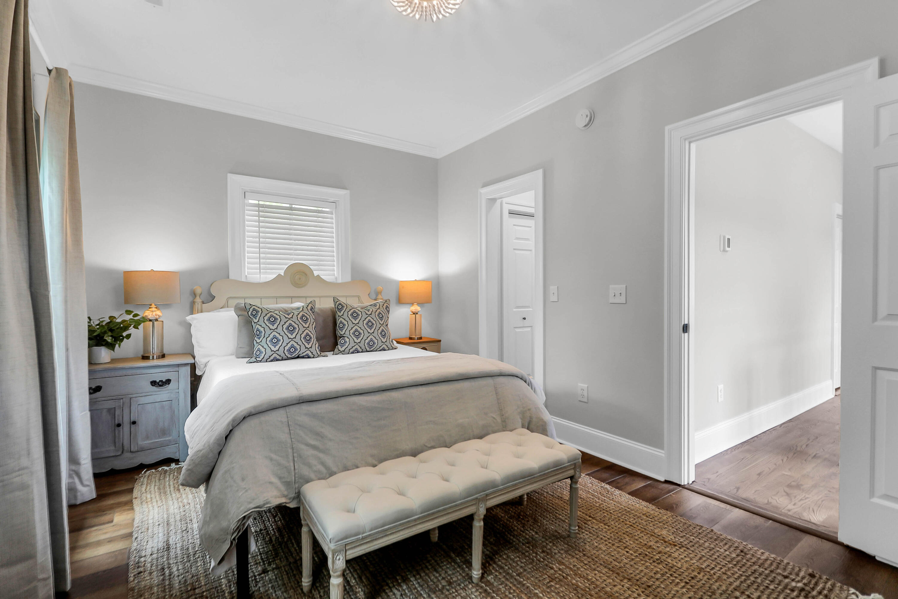 340 N Shelmore Boulevard