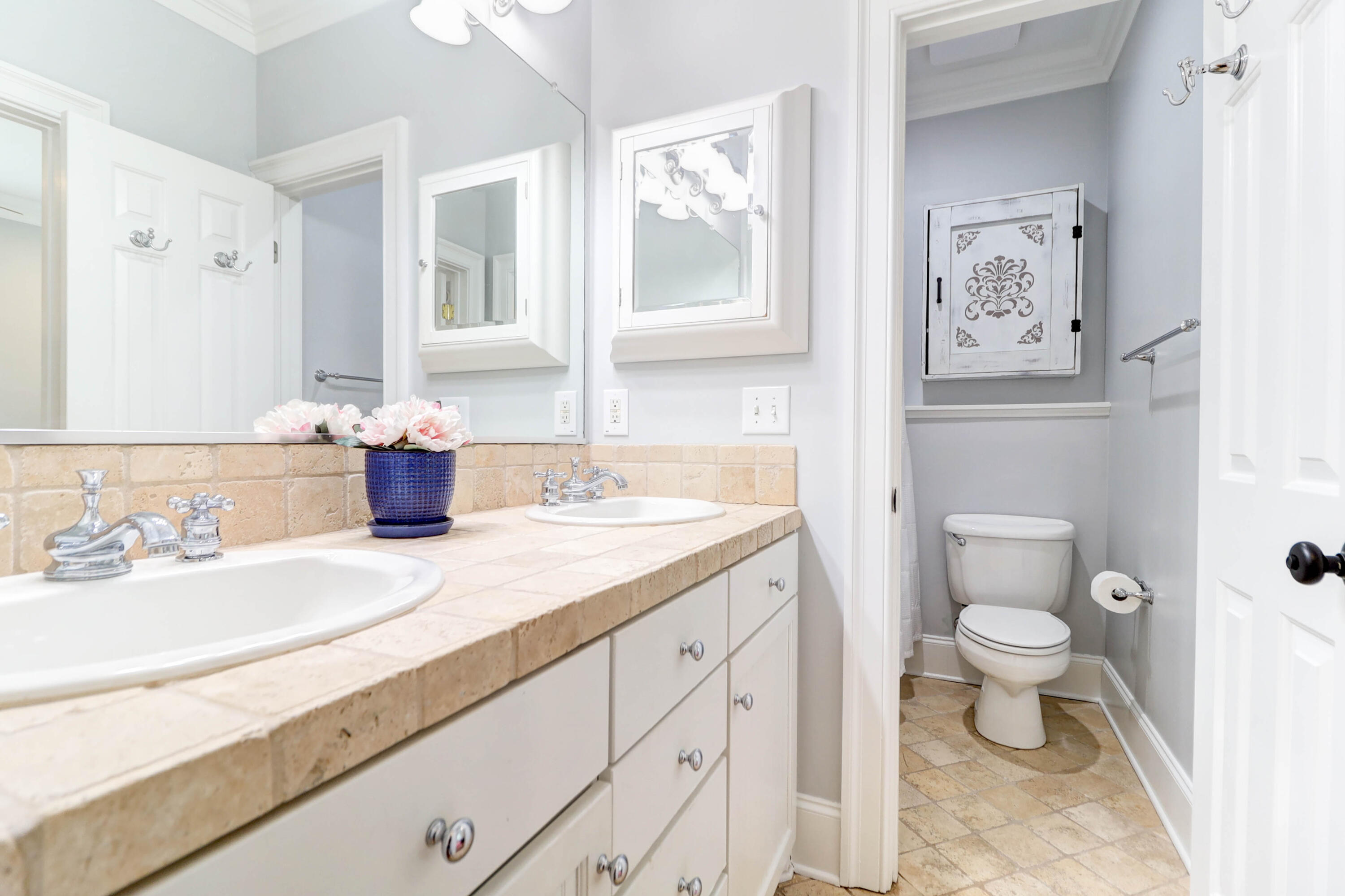 340 N Shelmore Boulevard