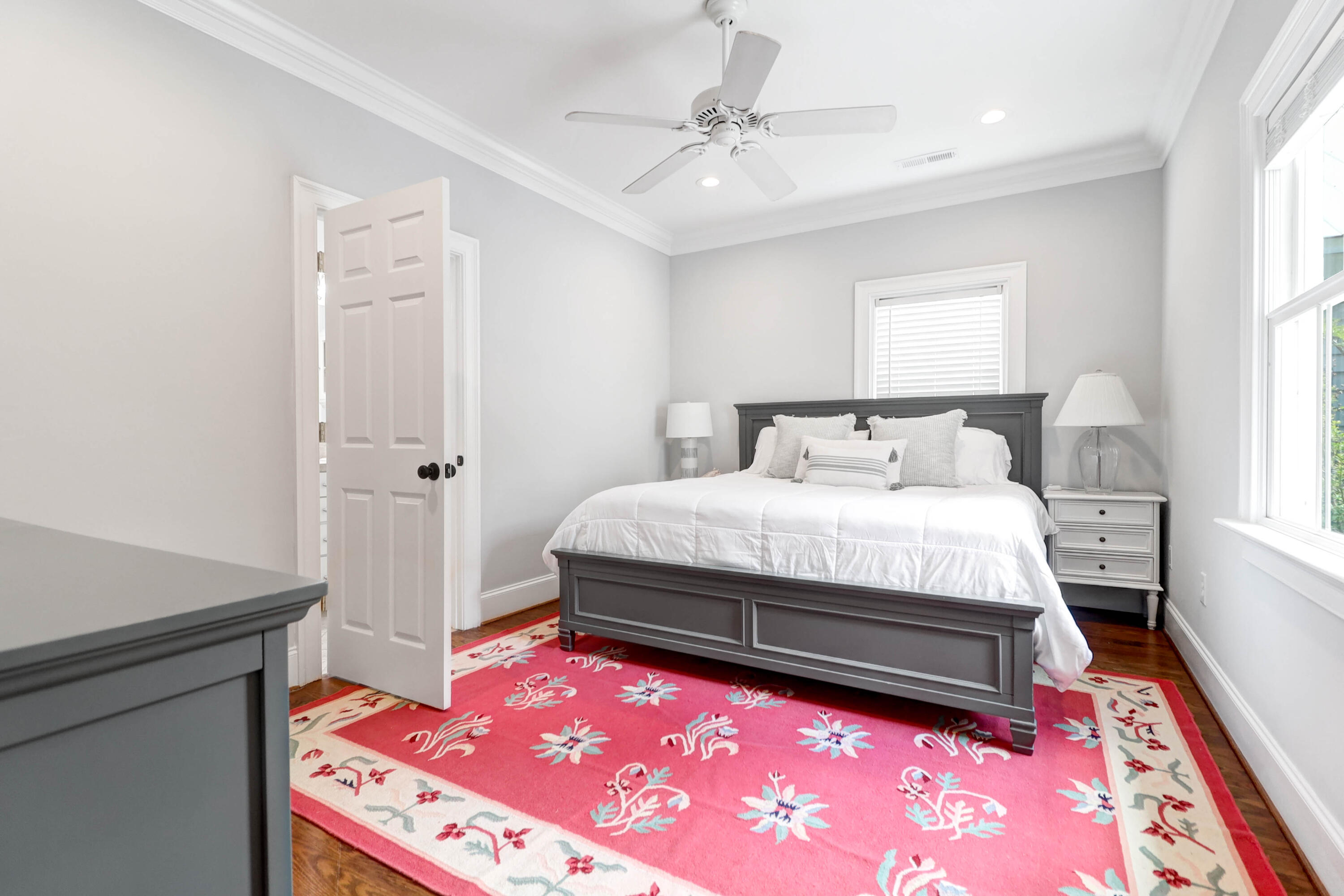 340 N Shelmore Boulevard