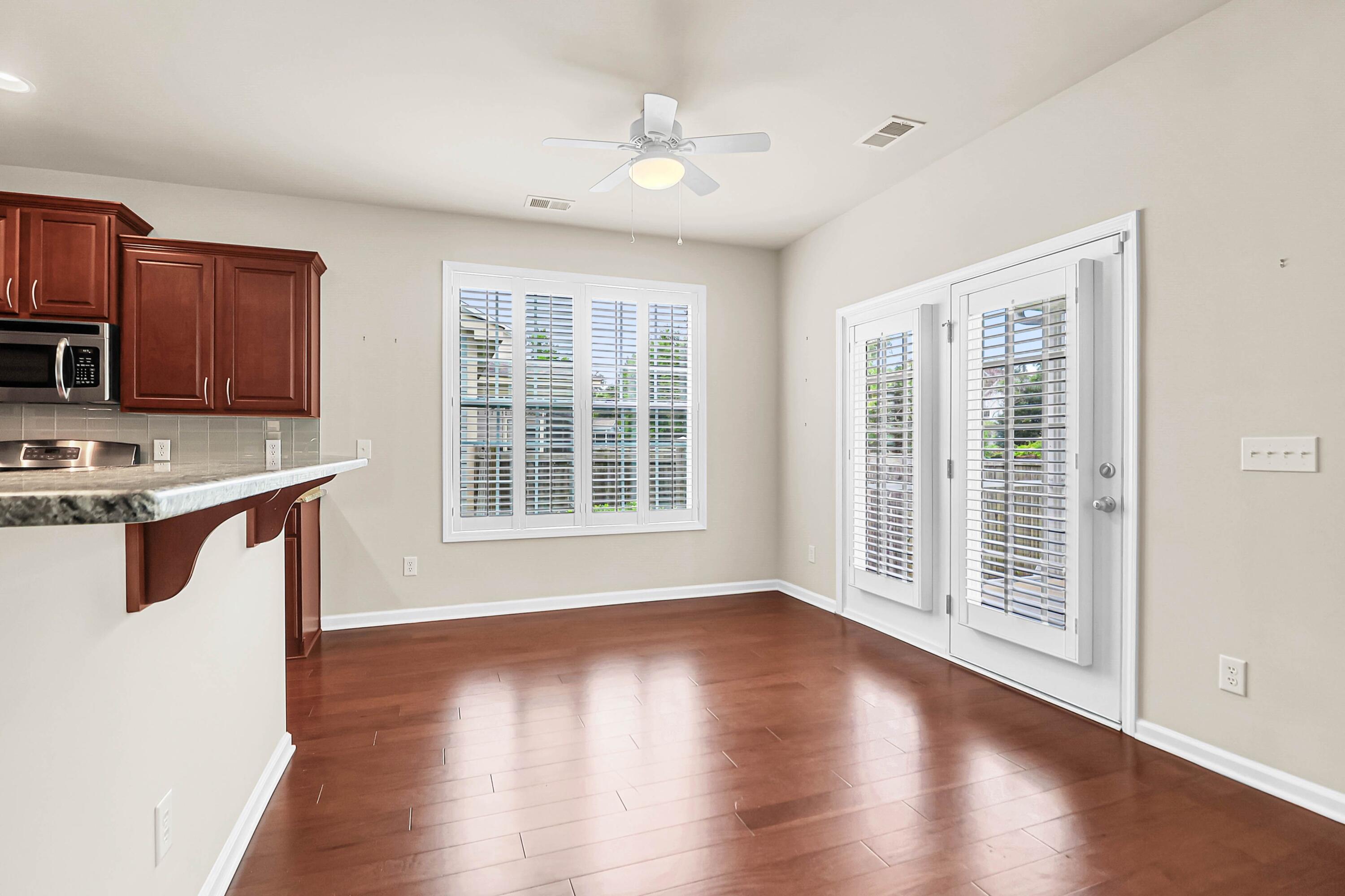 2242 Show Basket Way