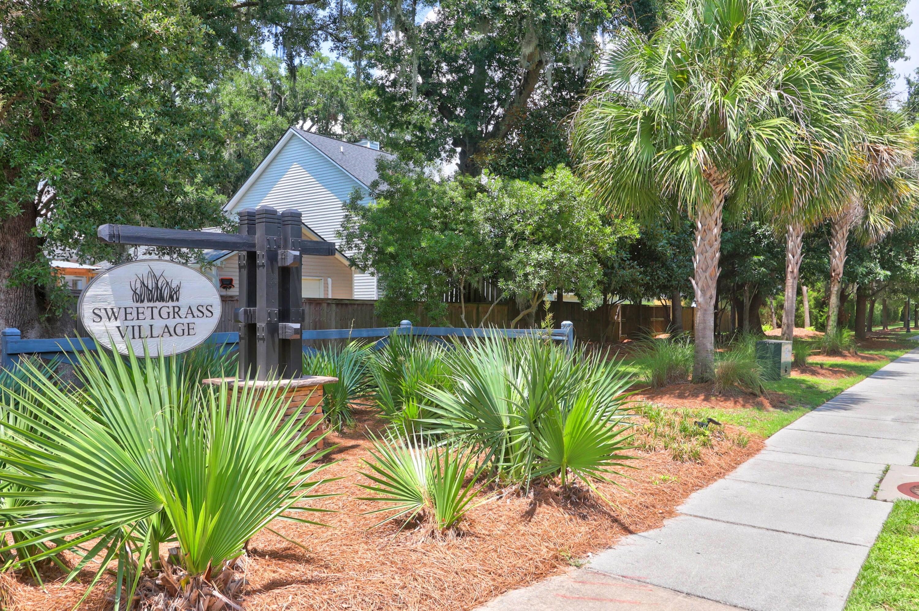 2242 Show Basket Way