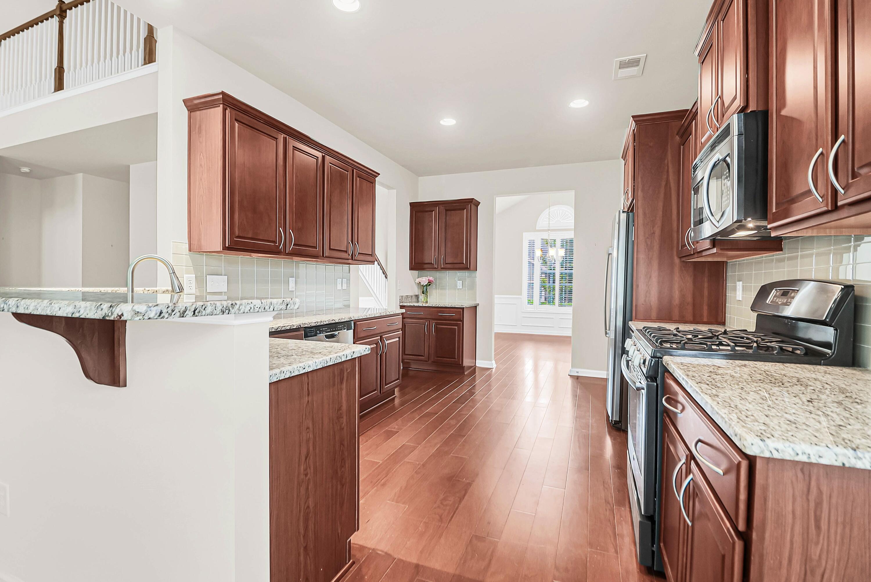 2242 Show Basket Way