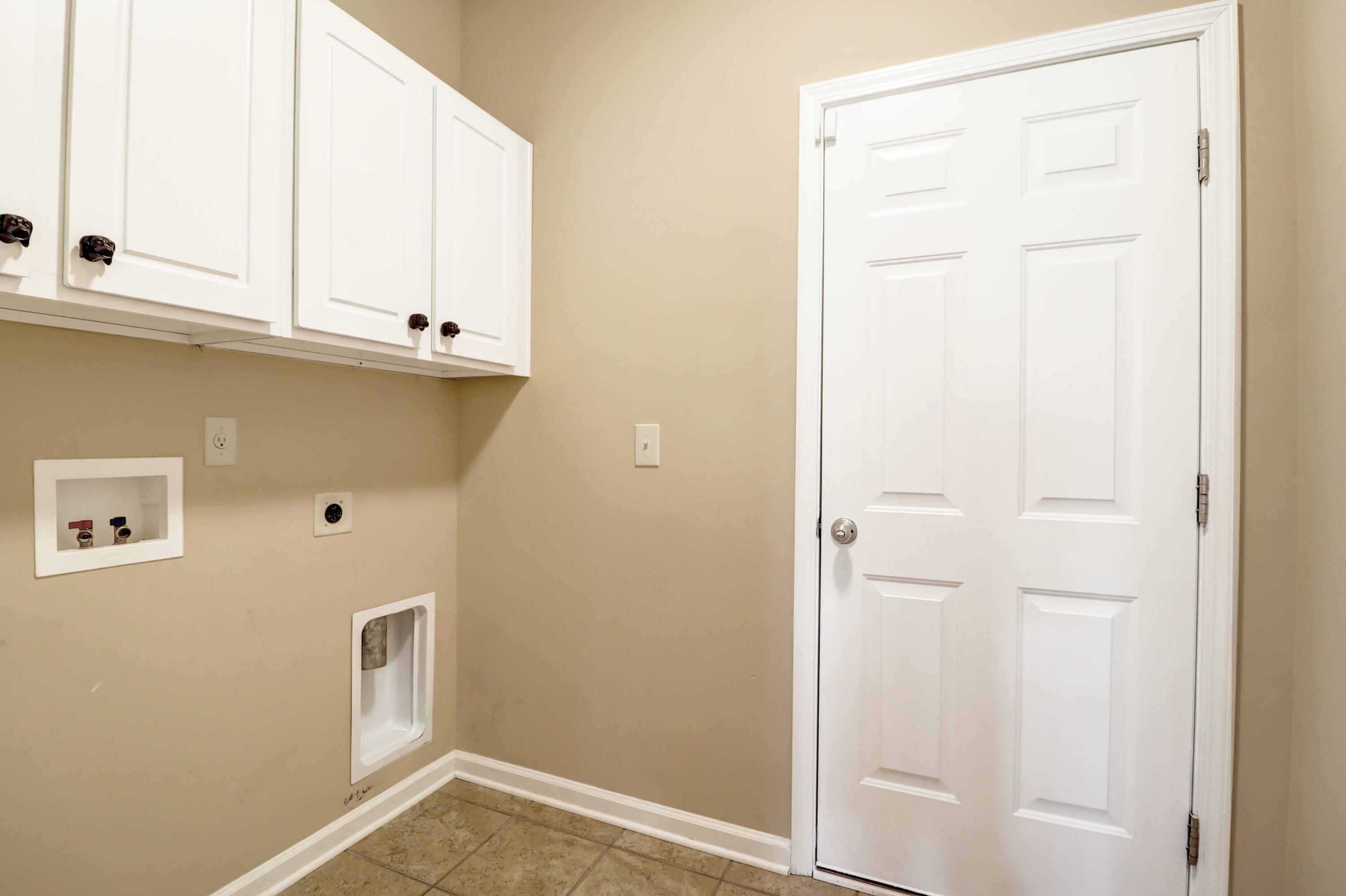 2242 Show Basket Way