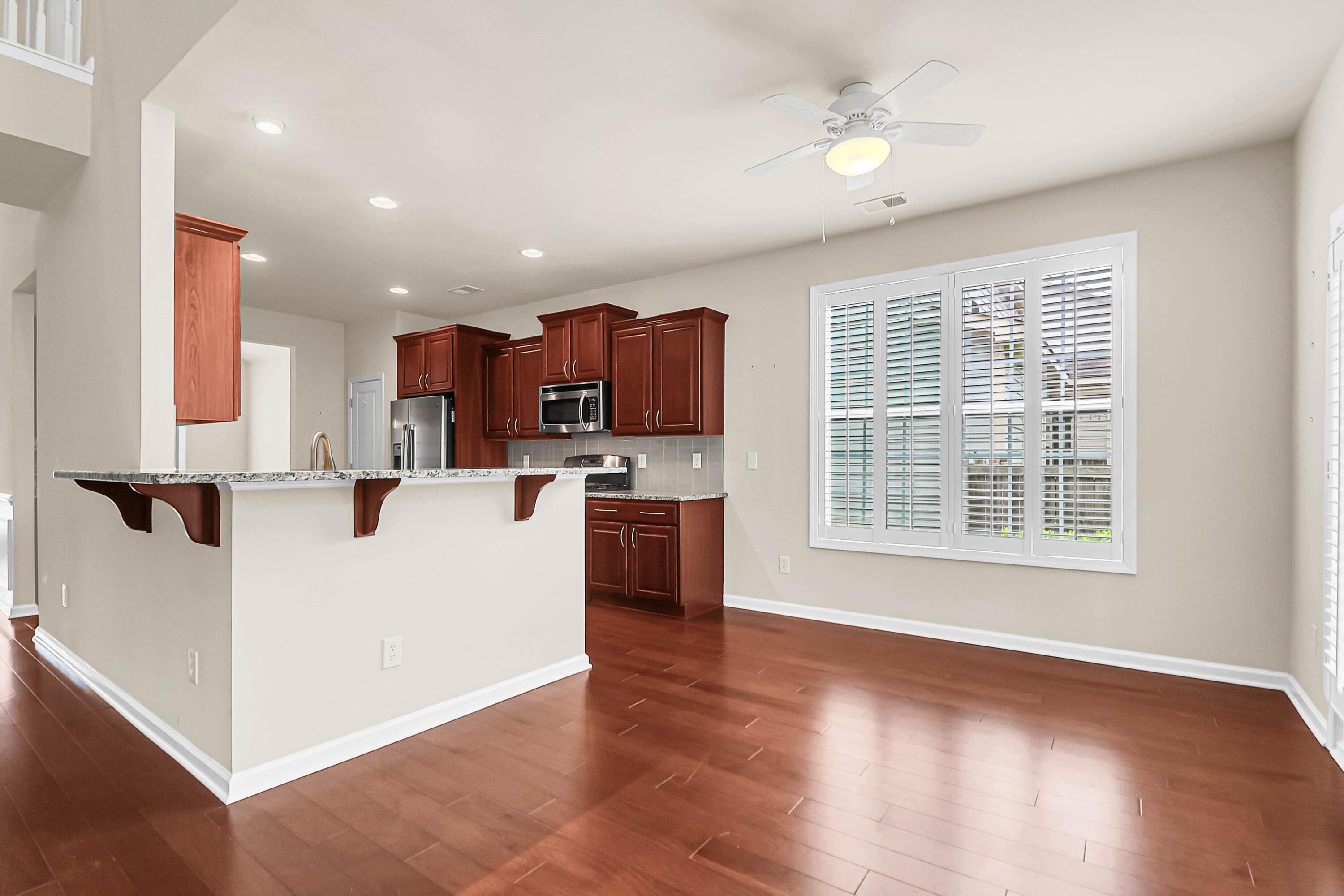 2242 Show Basket Way