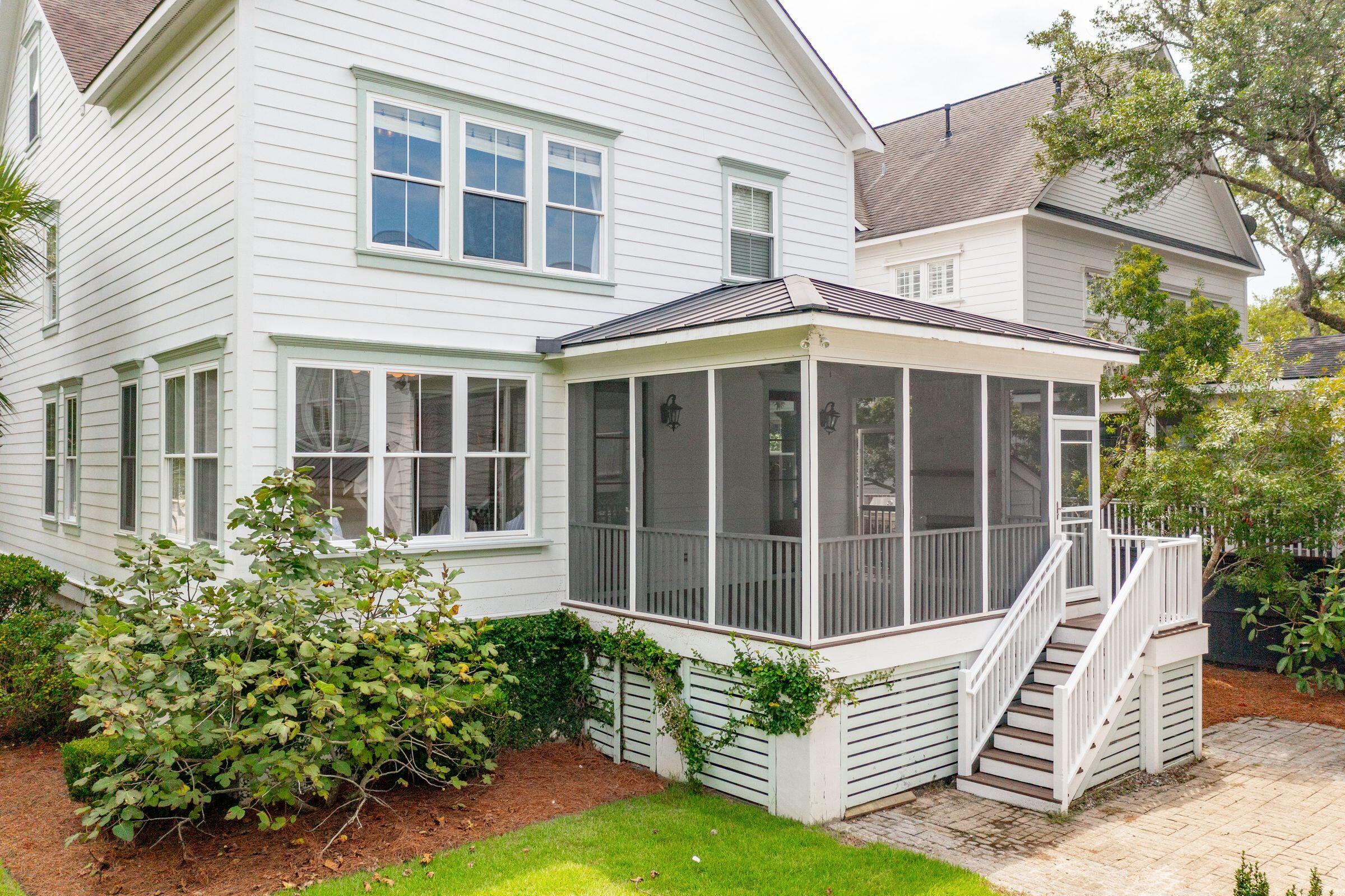 1261 Blakeway Street