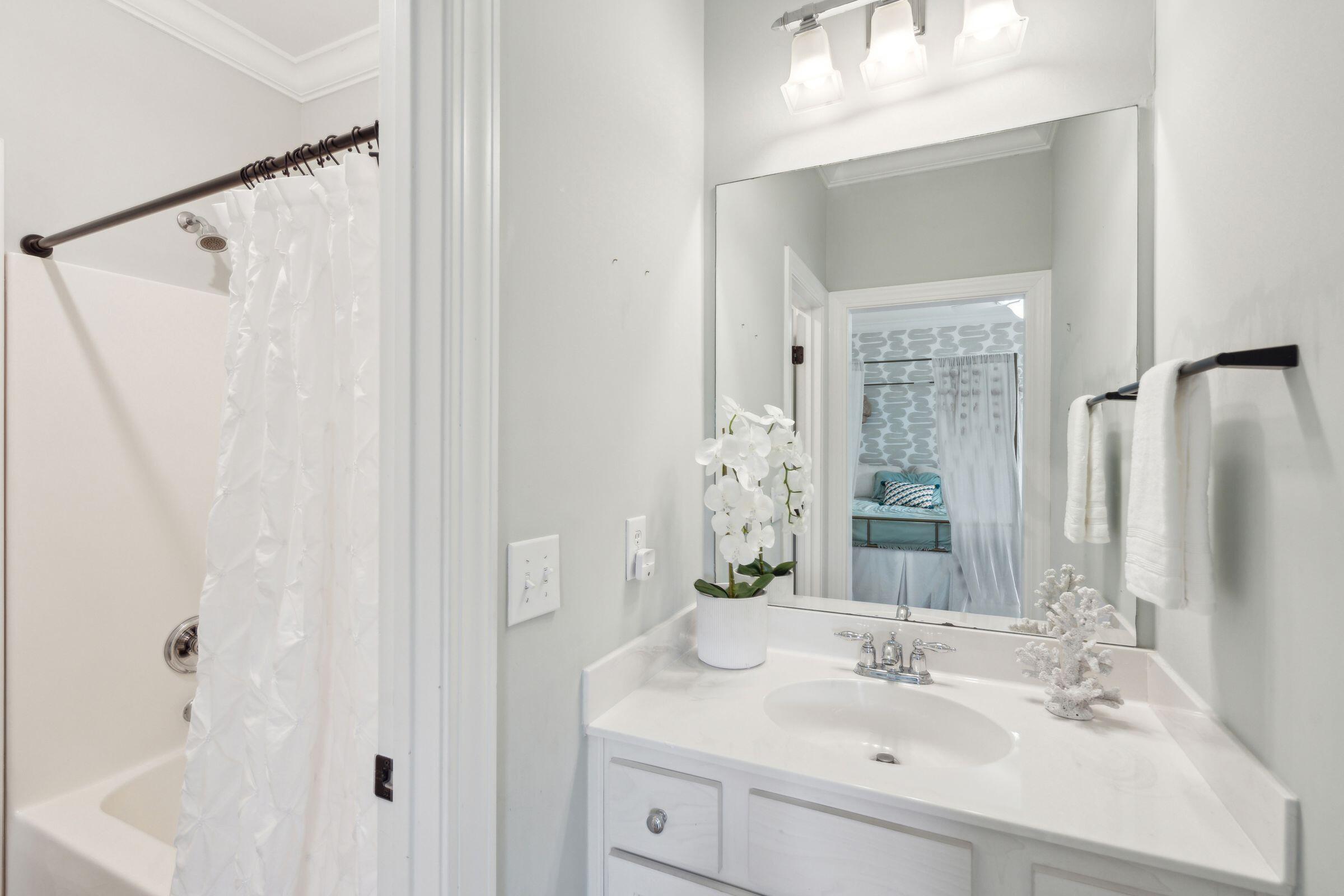 1261 Blakeway Street