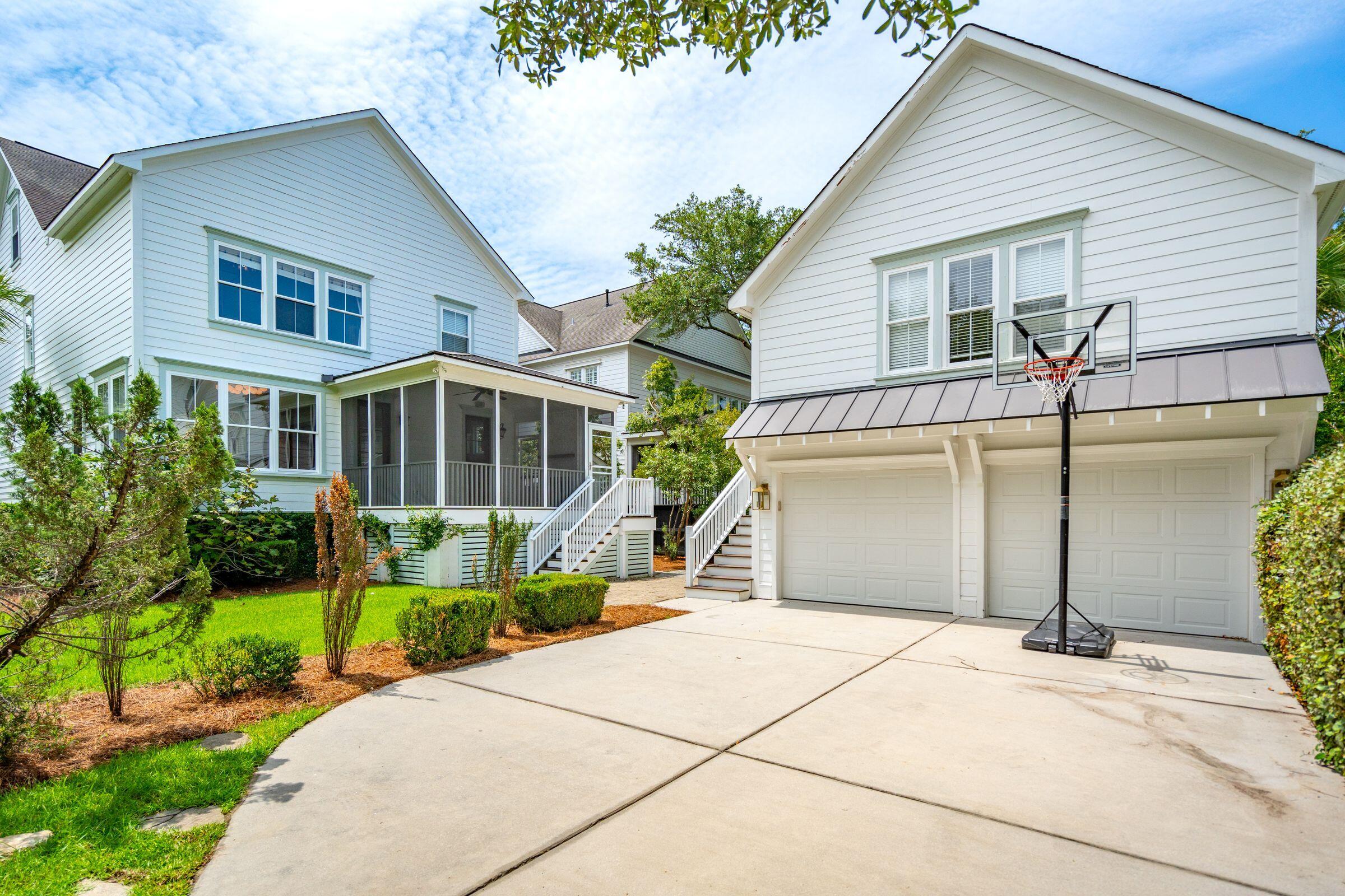 1261 Blakeway Street