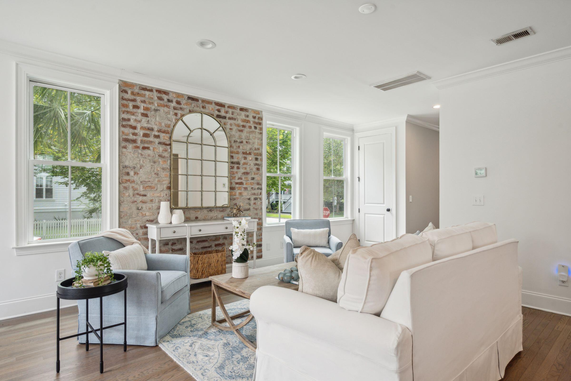 1261 Blakeway Street