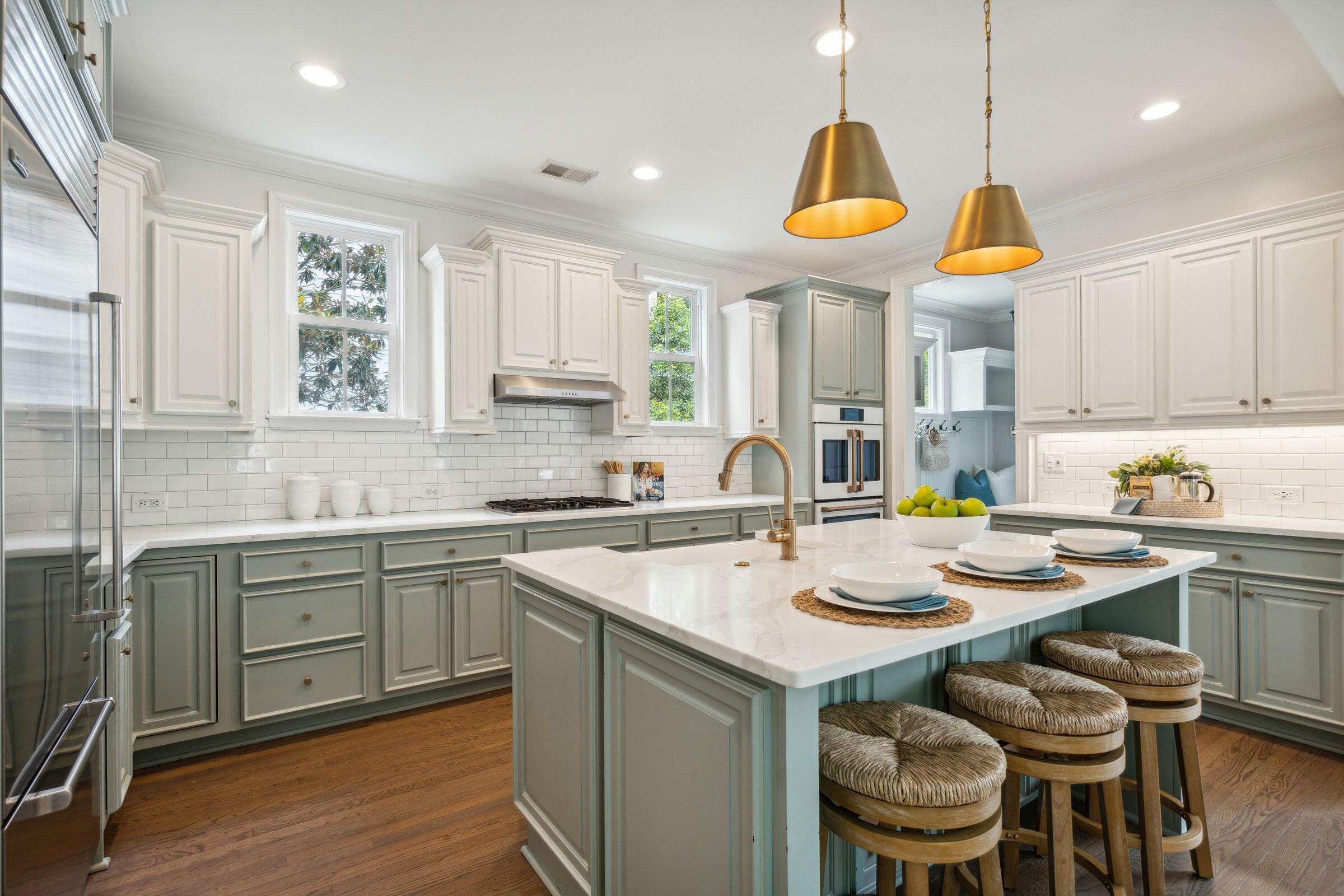 1261 Blakeway Street