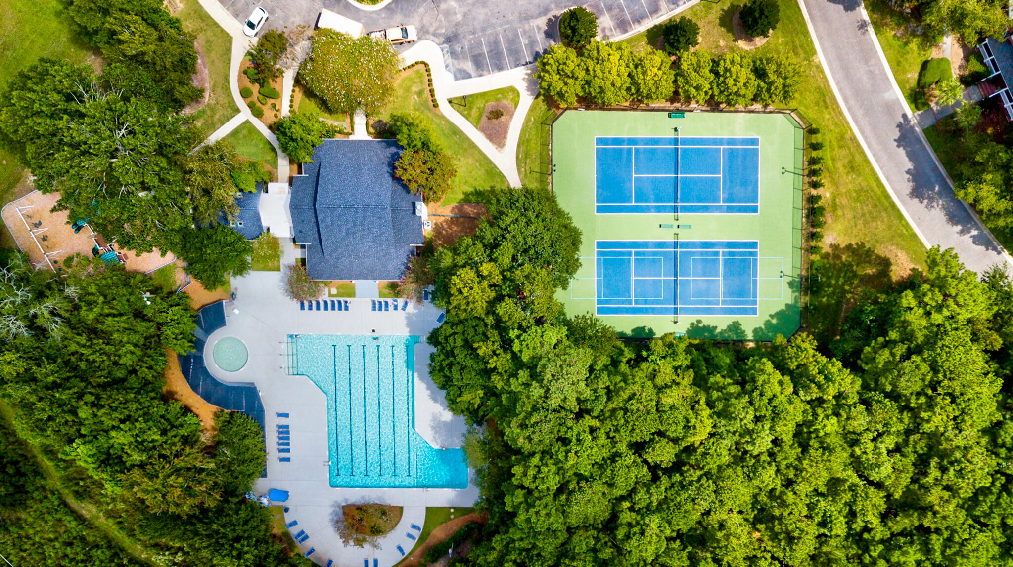 560 Castle Hall Road