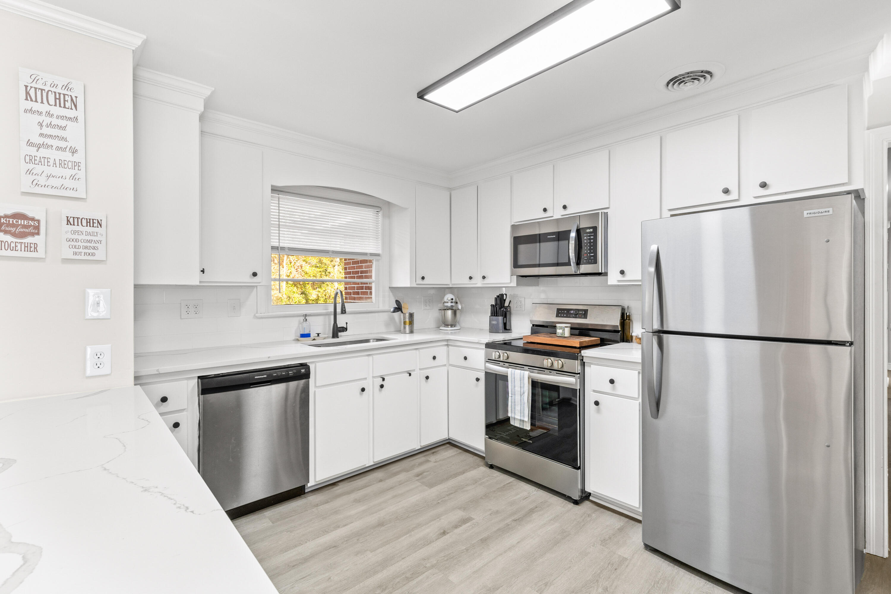 1216 Fort Drive