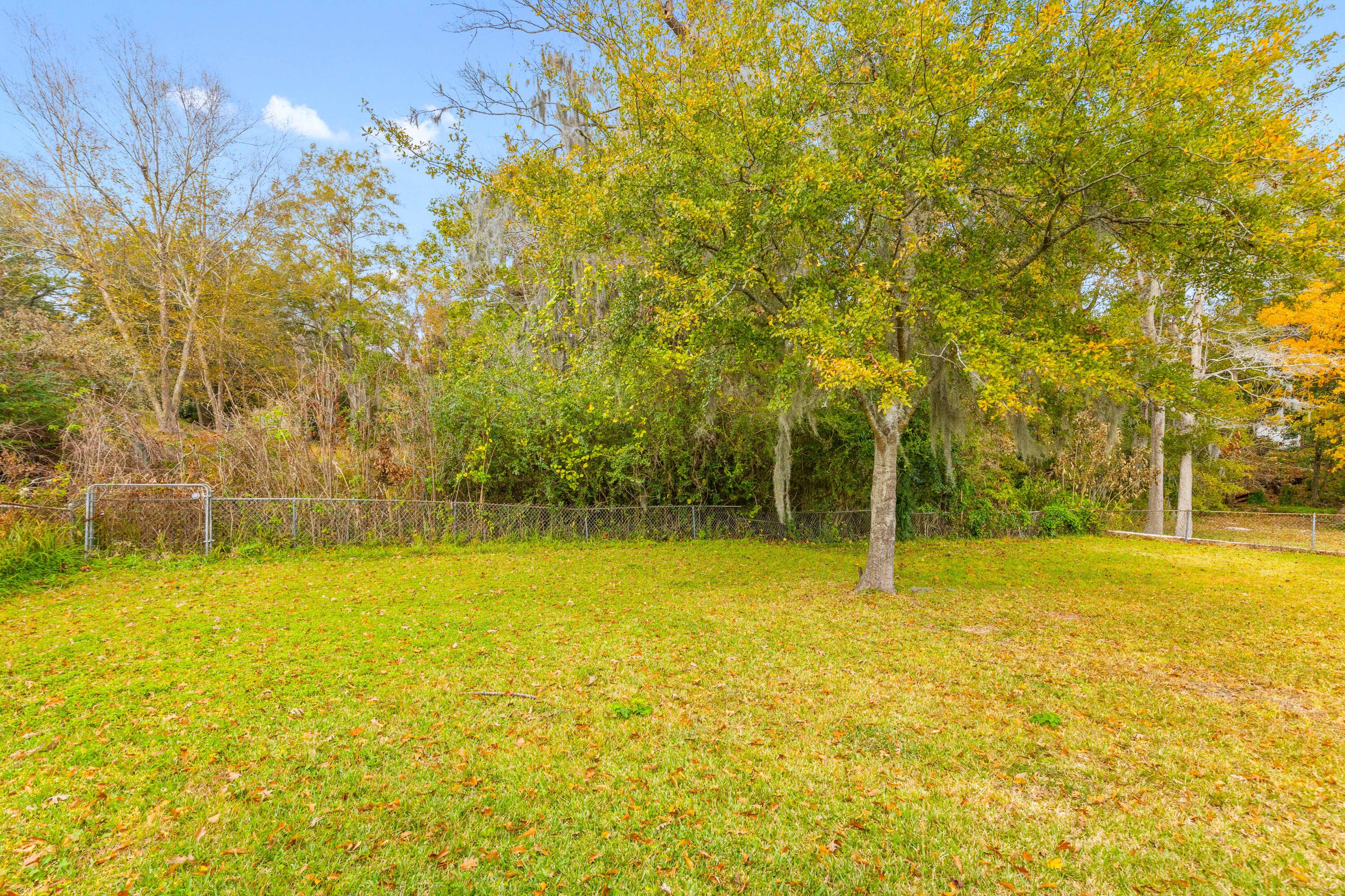 1216 Fort Drive