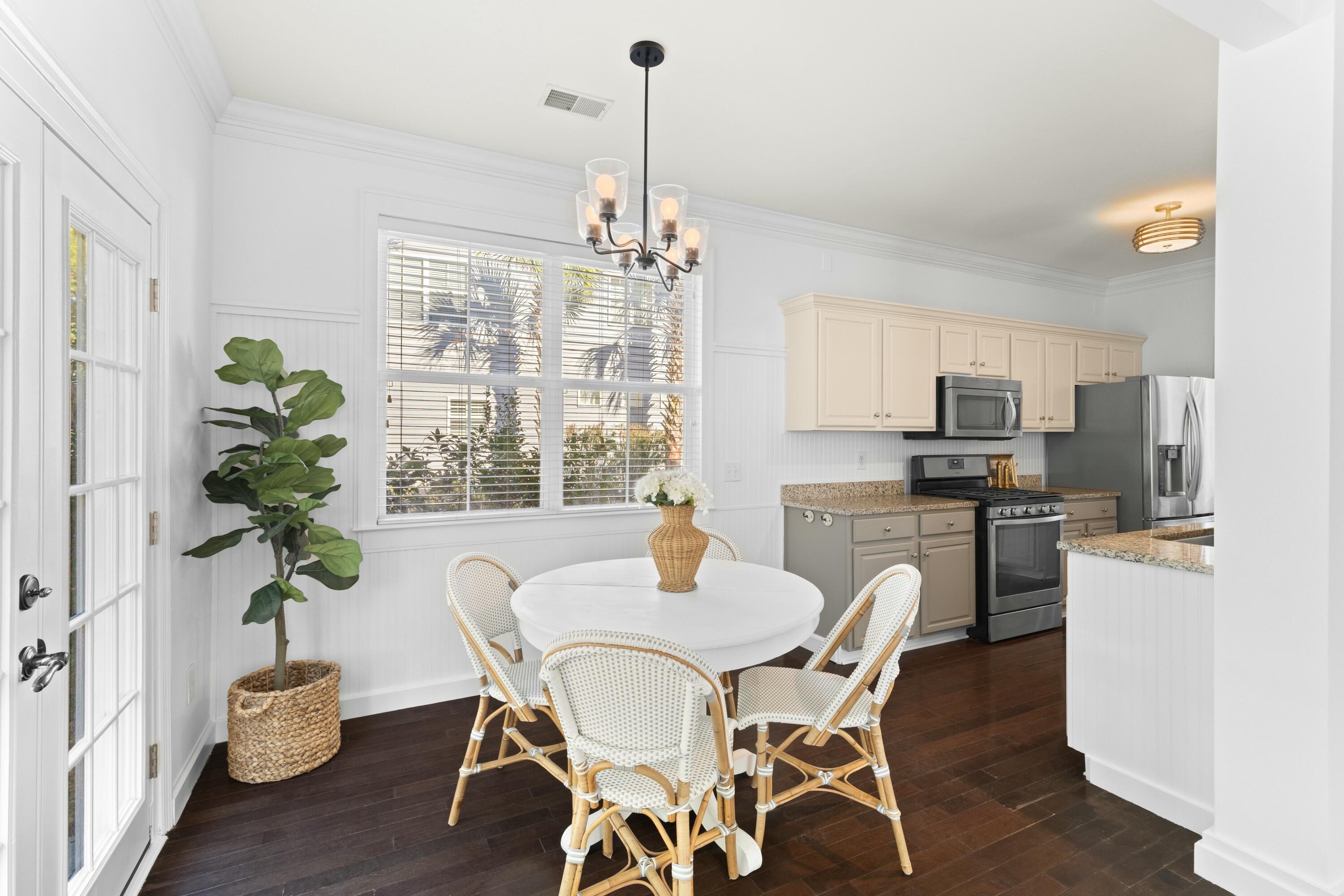 1729 Alan Brooke Drive