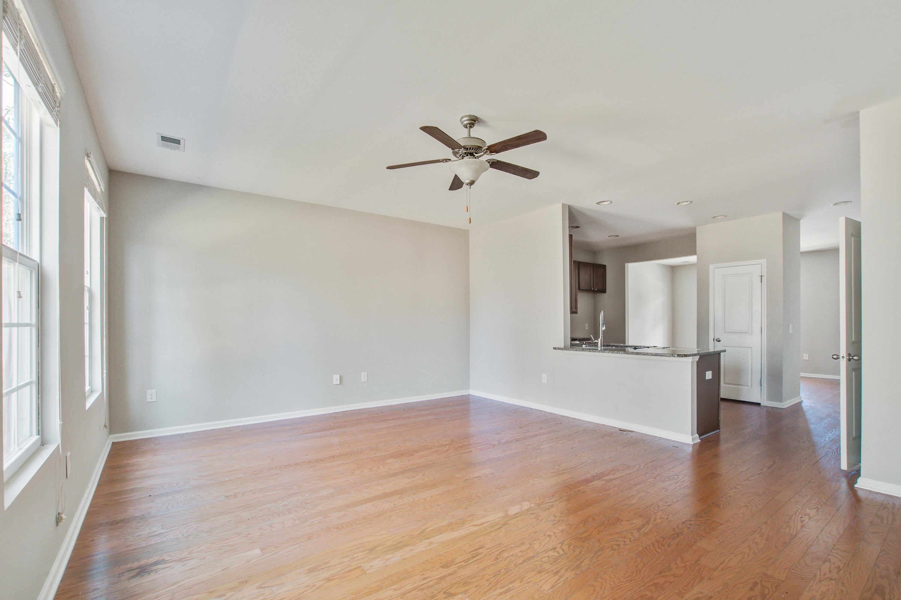 407 Hemingway Circle