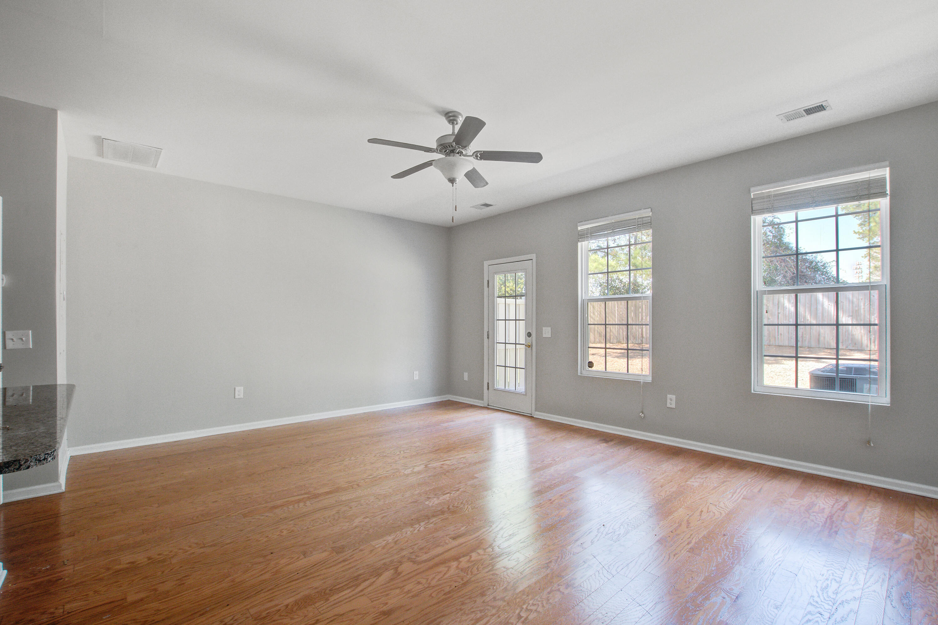 407 Hemingway Circle