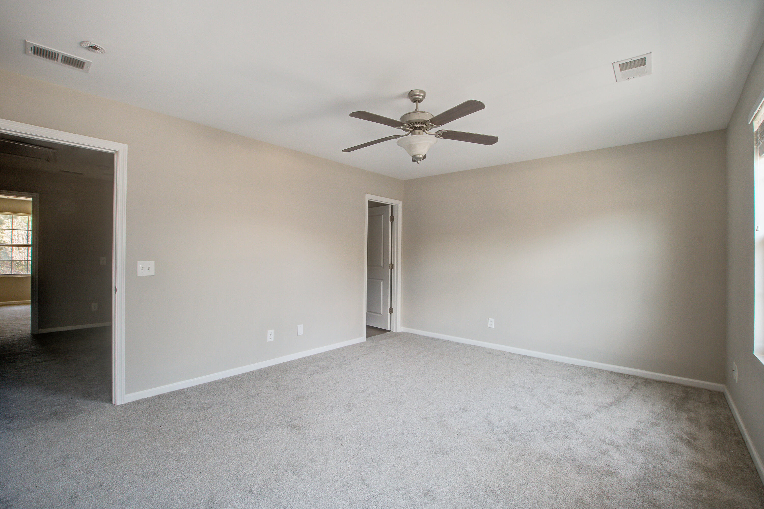 407 Hemingway Circle