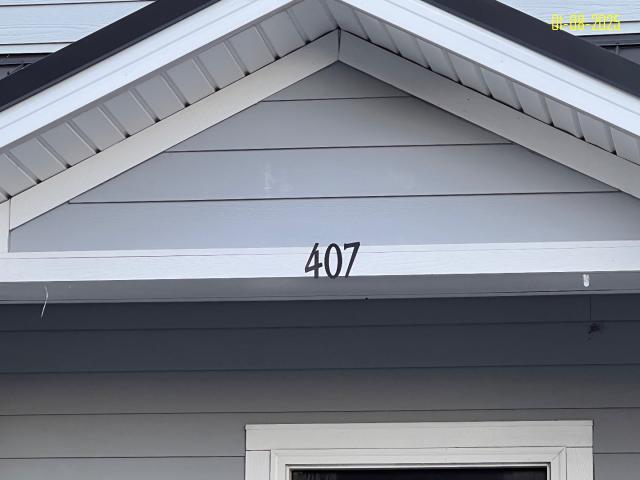 407 Hemingway Circle