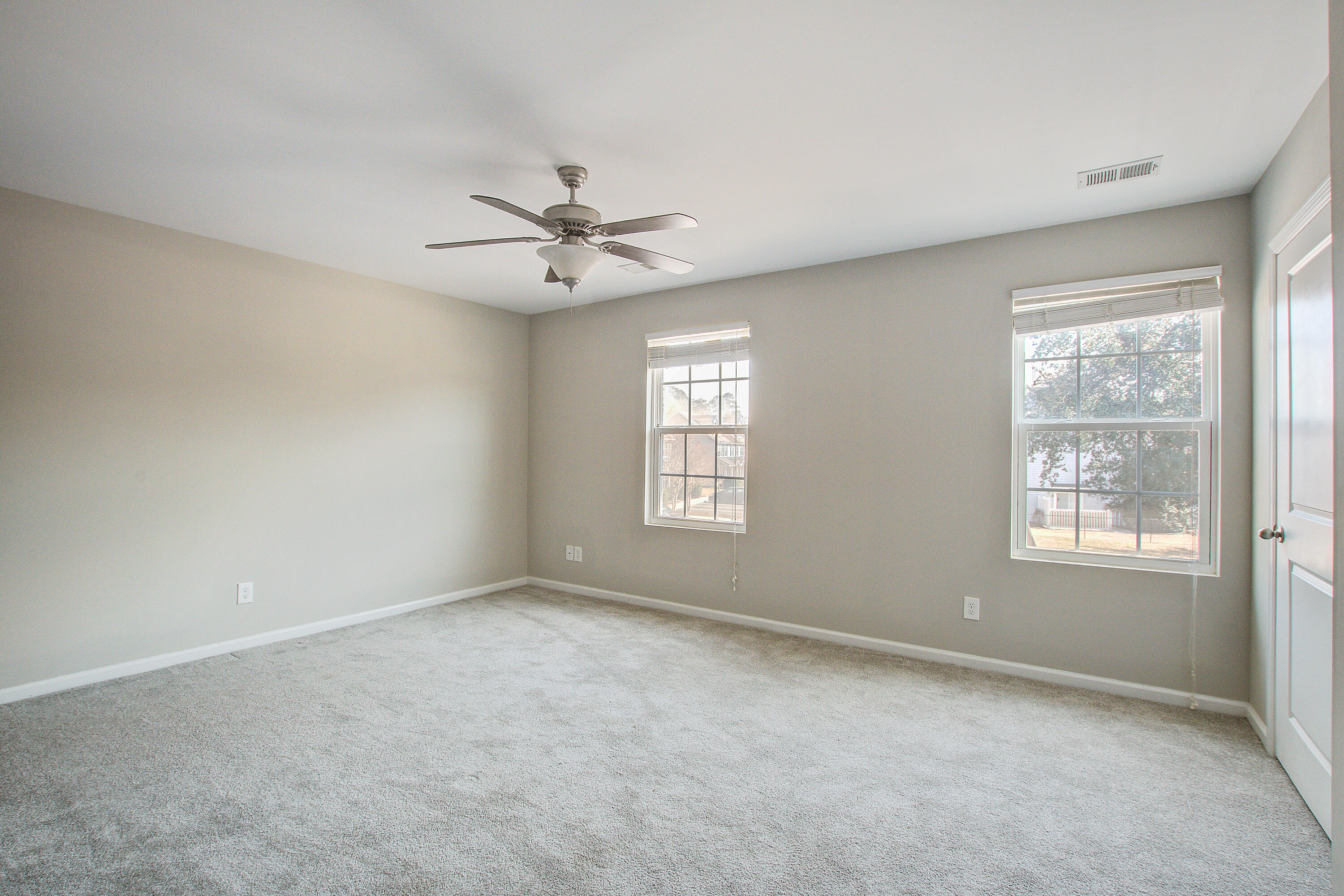 407 Hemingway Circle