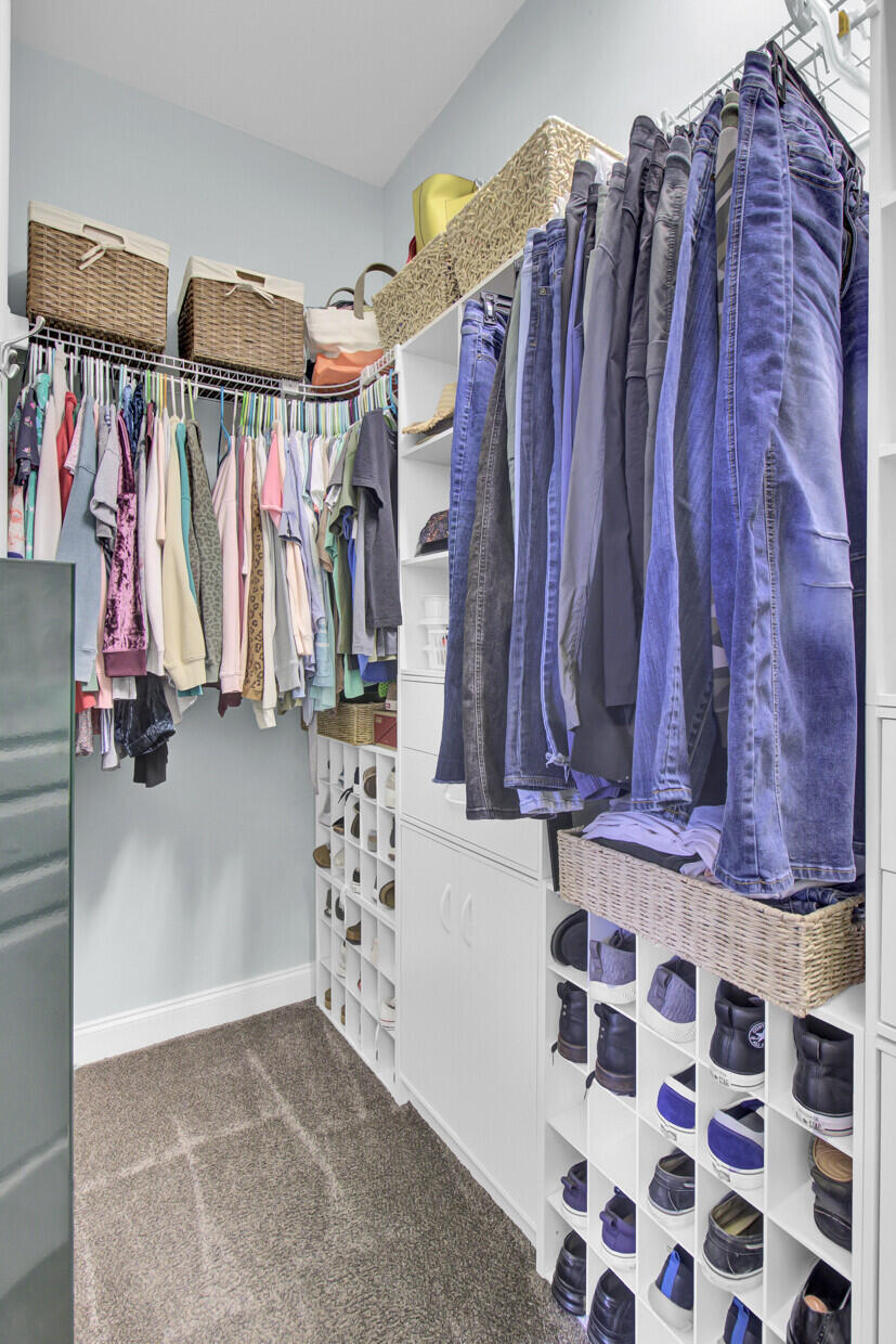 1040 Barfield Street