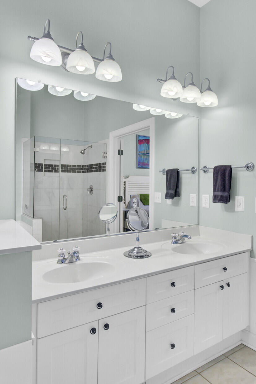 1040 Barfield Street