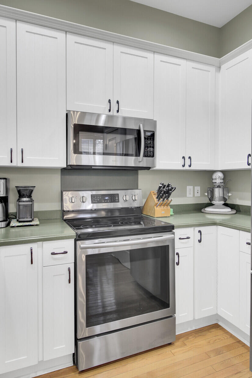 1040 Barfield Street