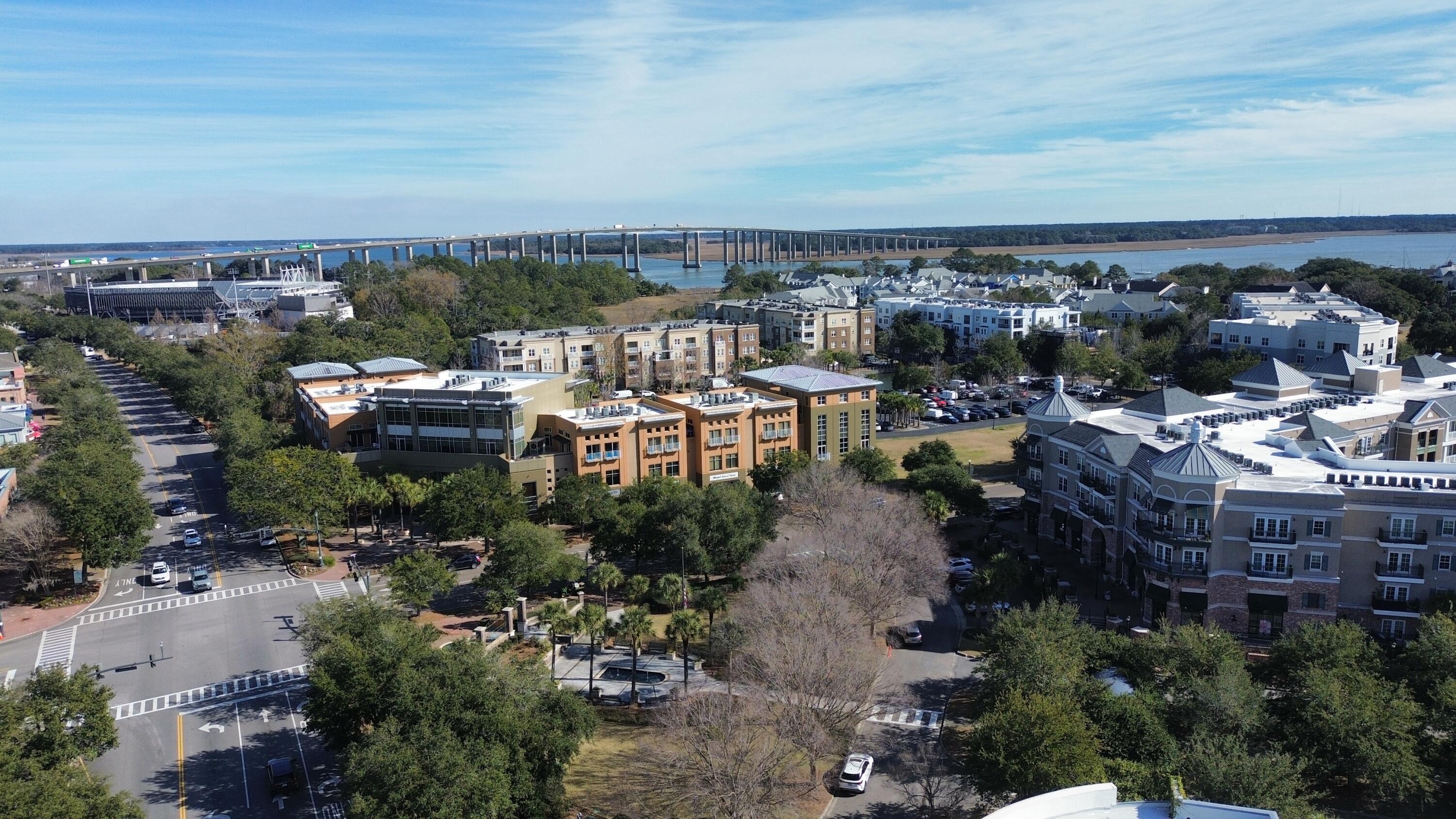 1040 Barfield Street