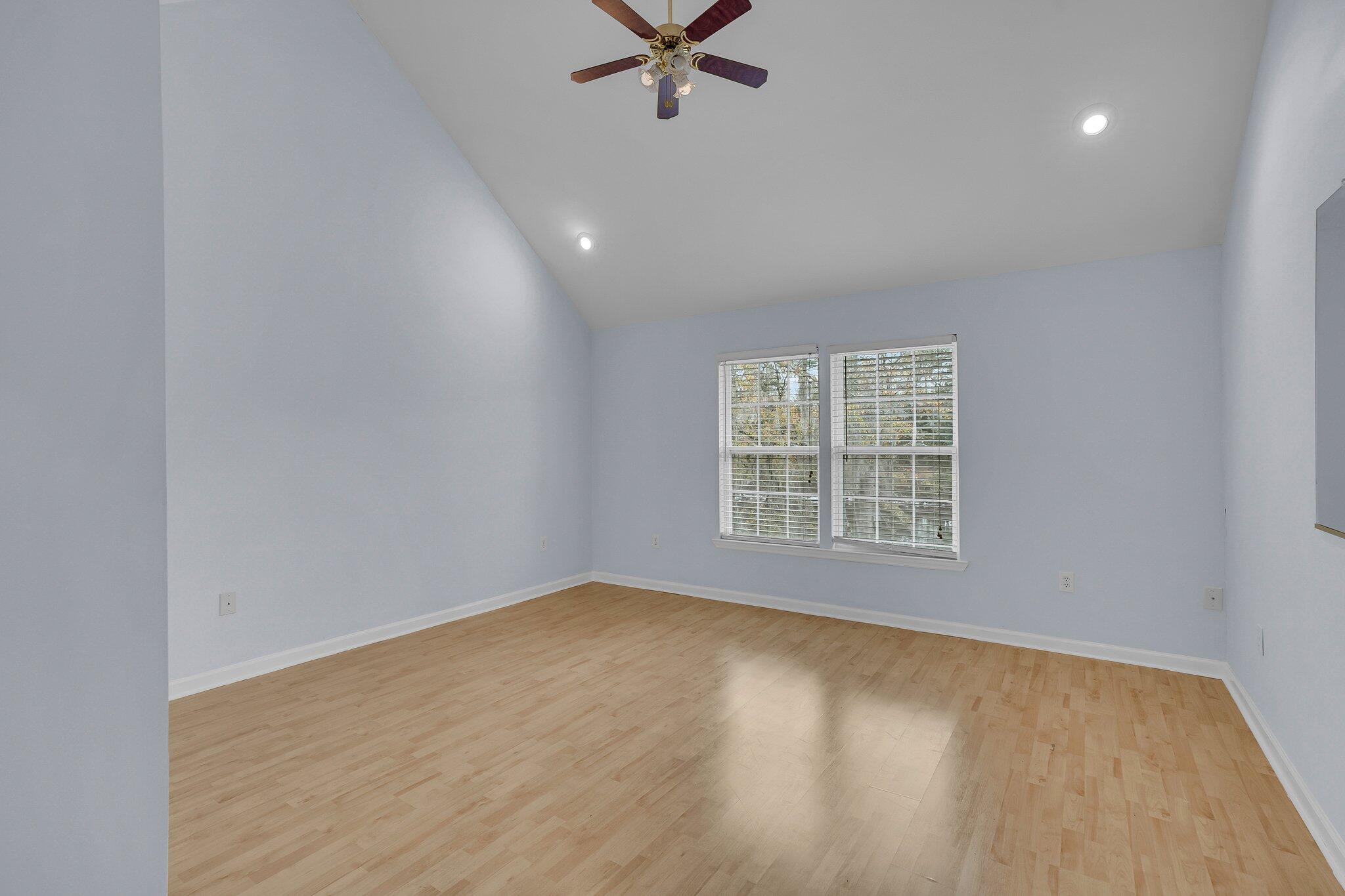 1626 Seloris Court