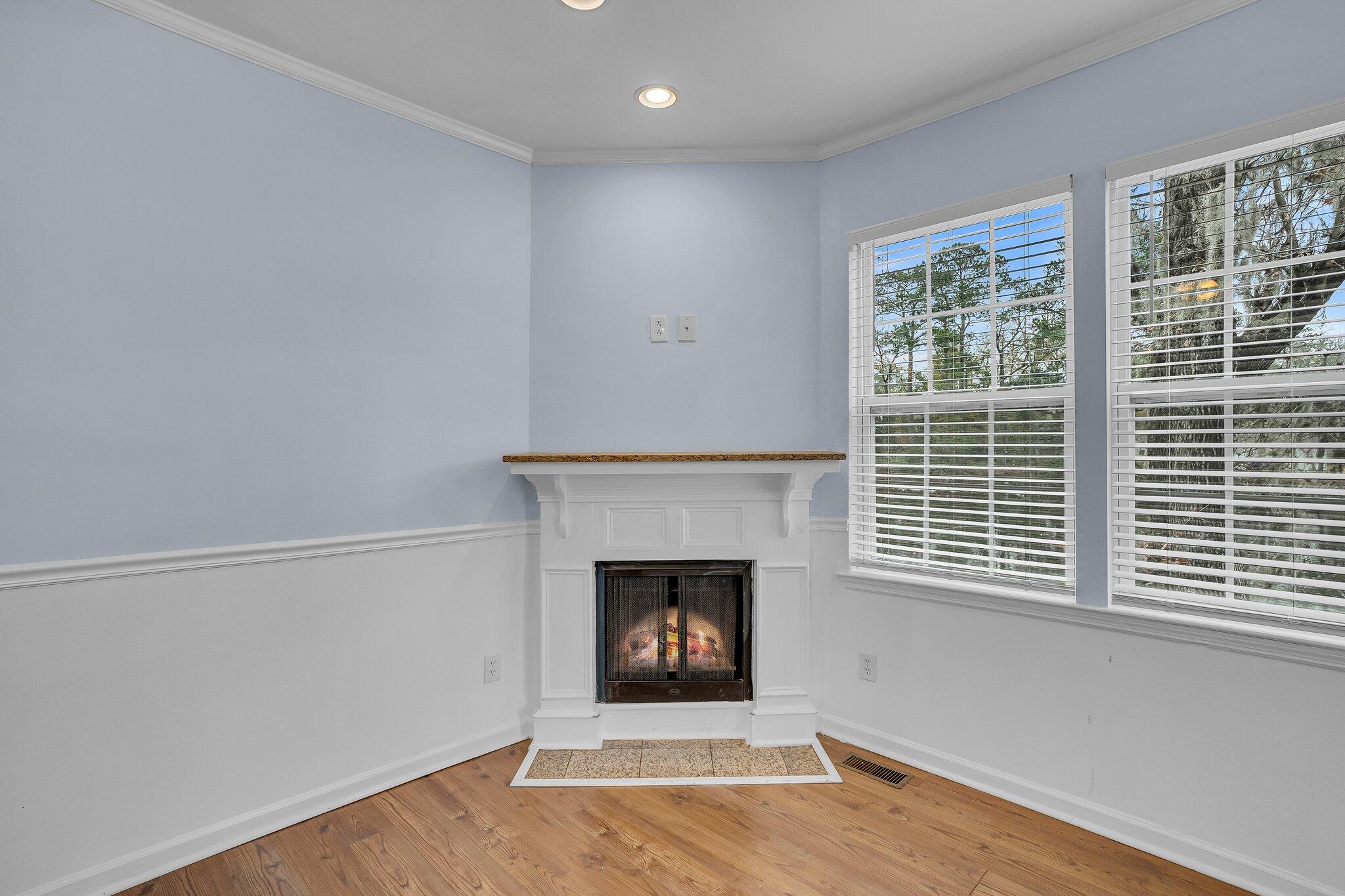 1626 Seloris Court