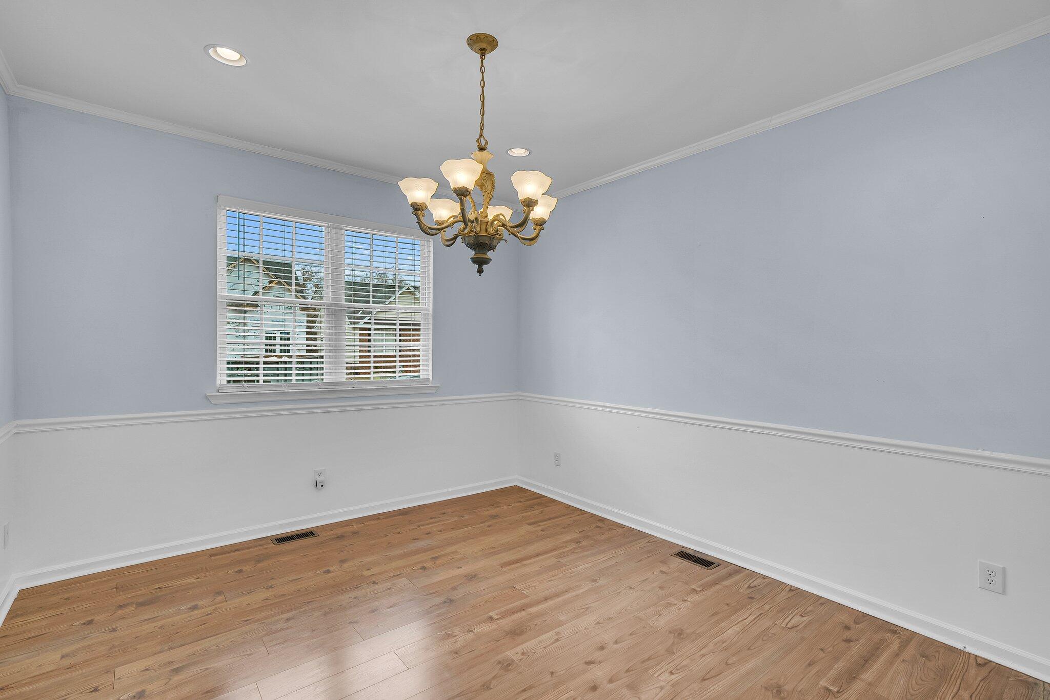 1626 Seloris Court
