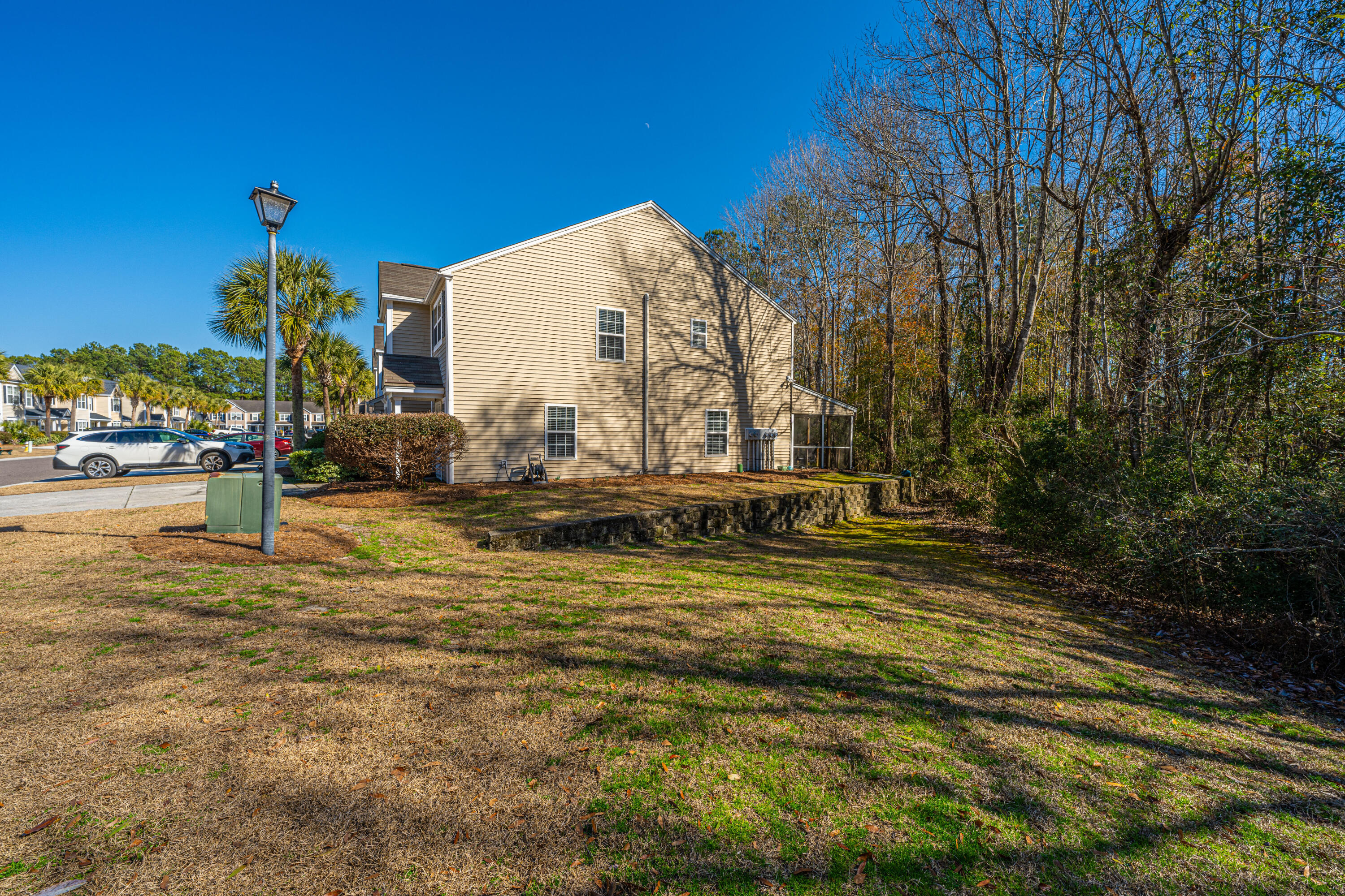 1295 Island Club Drive