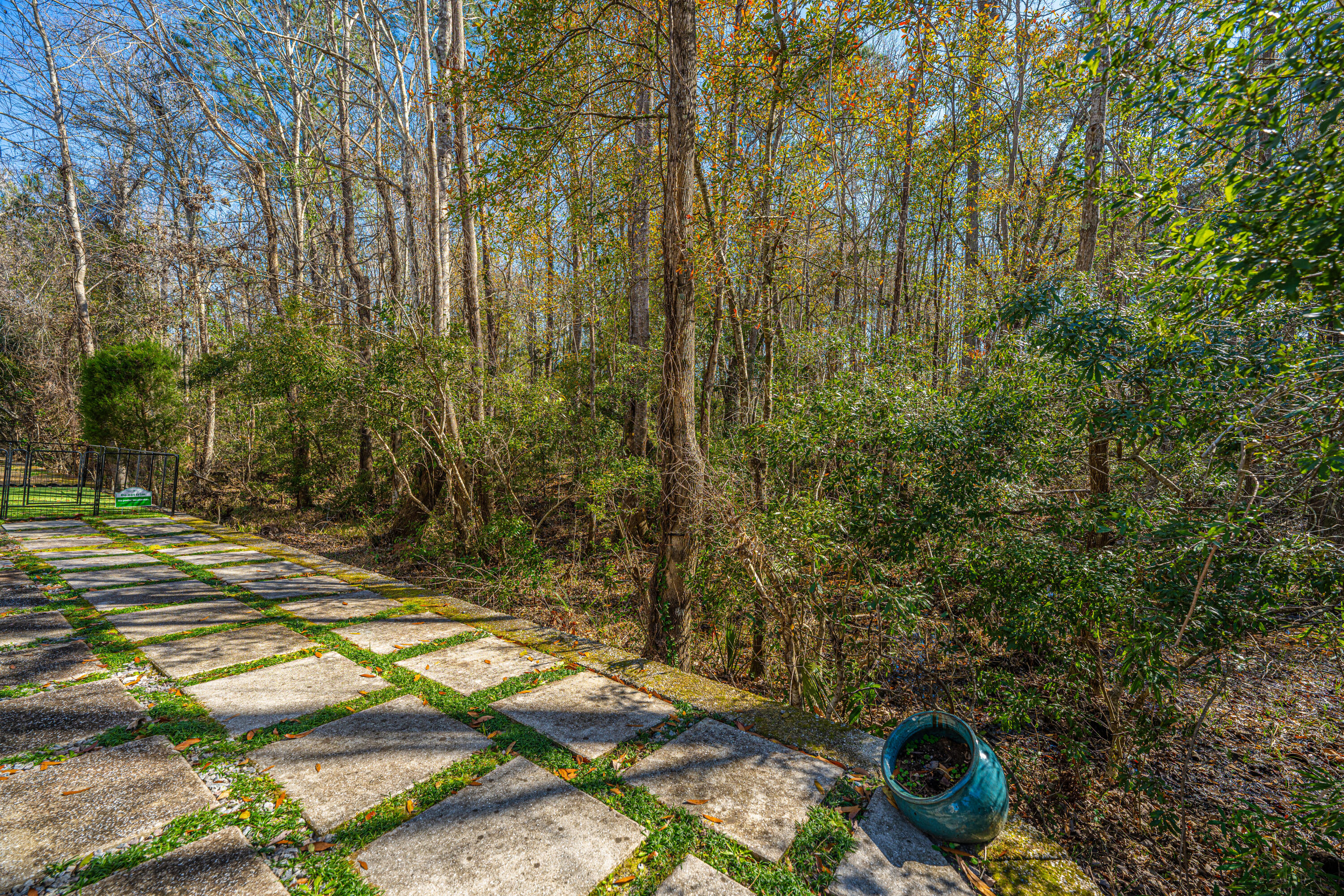 1295 Island Club Drive