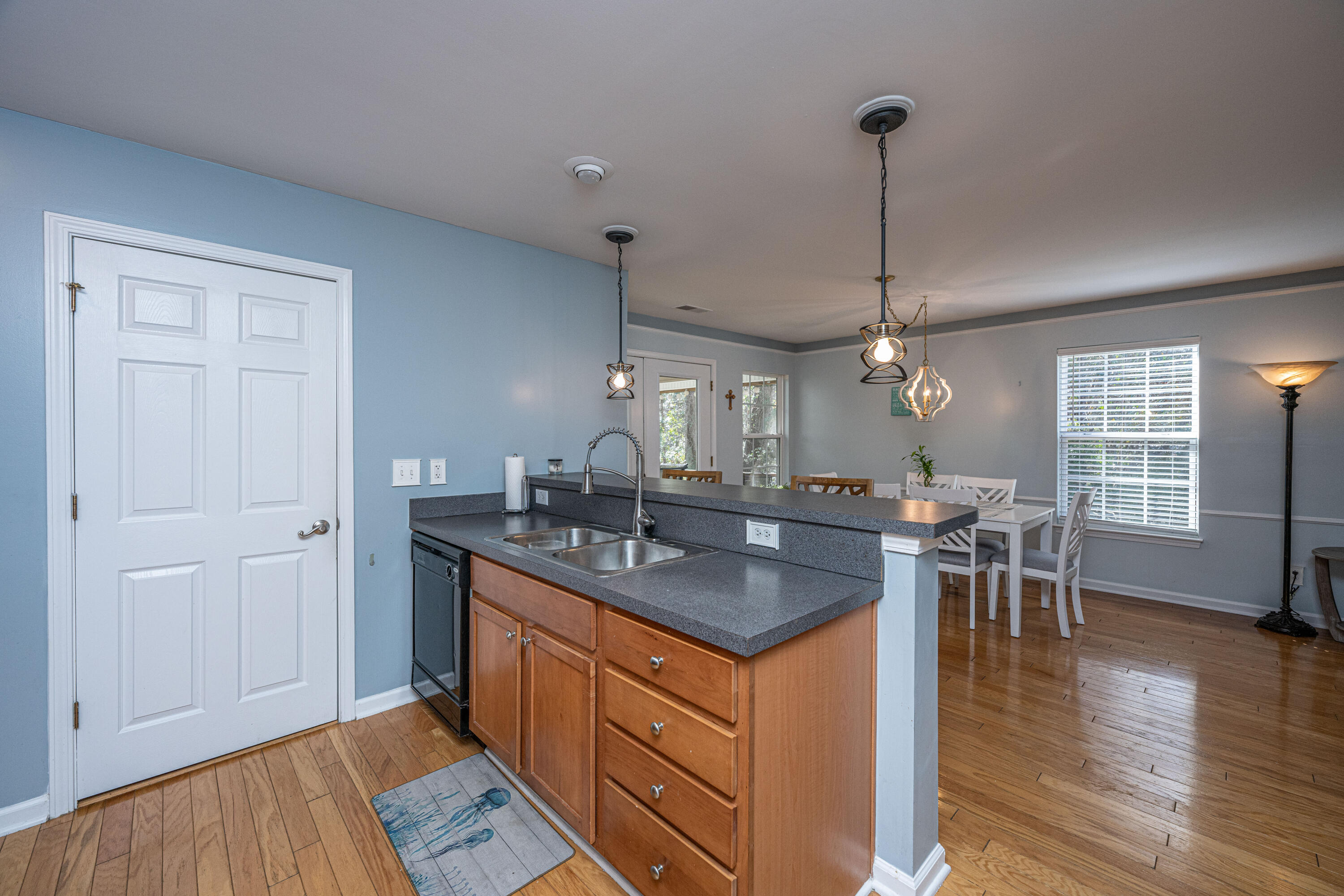 1295 Island Club Drive