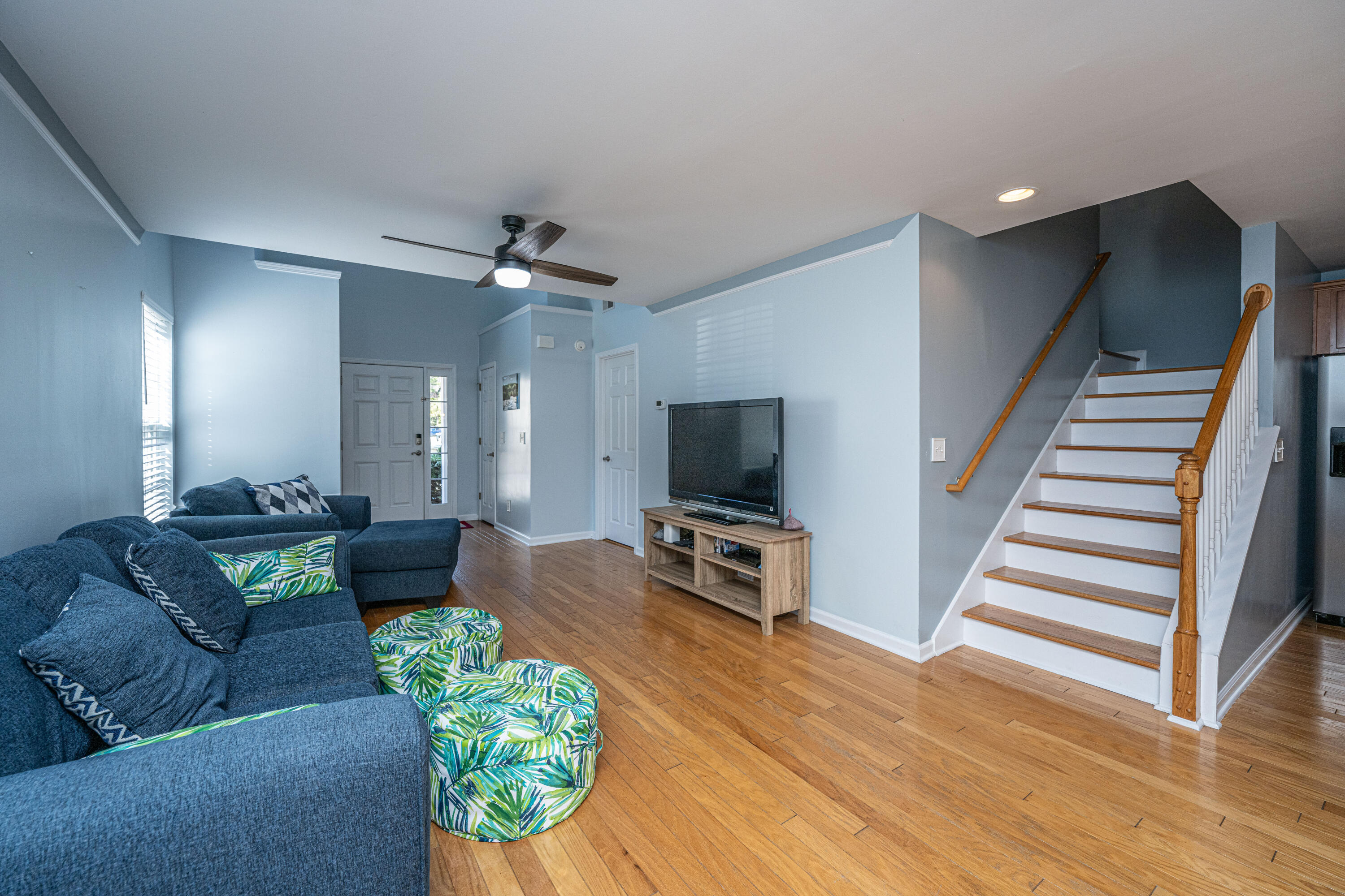 1295 Island Club Drive