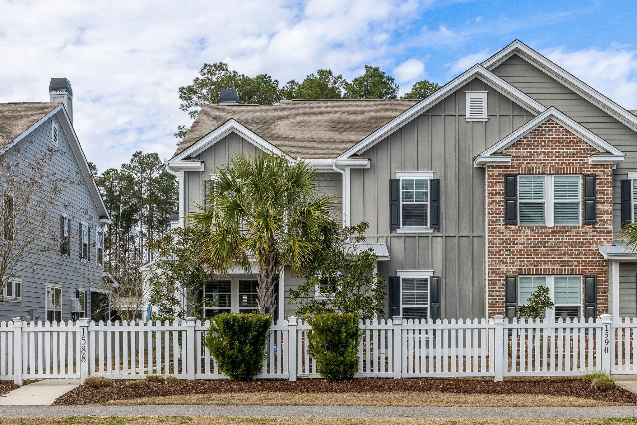 1588 Grey Marsh Road